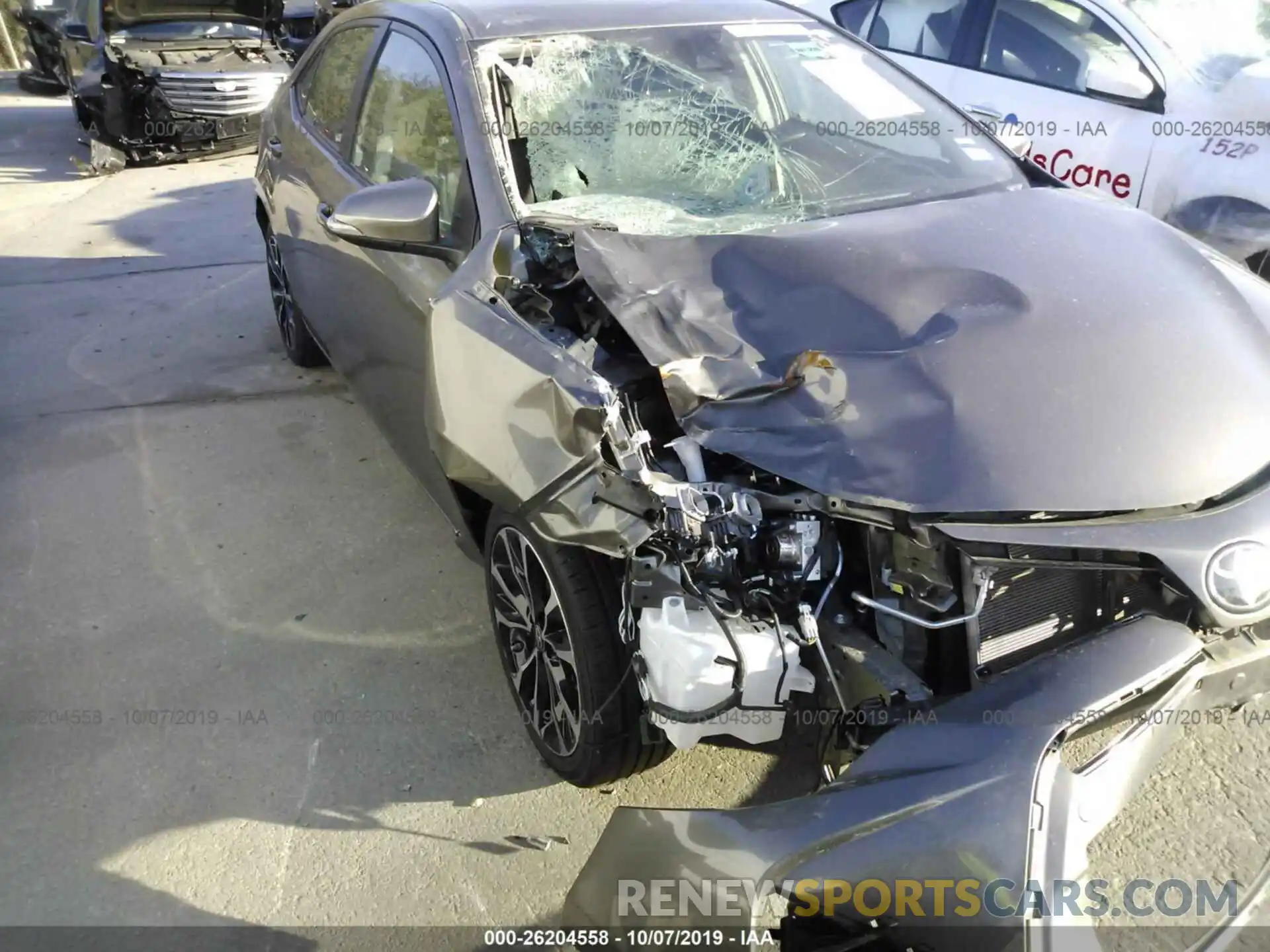 4 Photograph of a damaged car 5YFBURHE2KP929052 TOYOTA COROLLA 2019