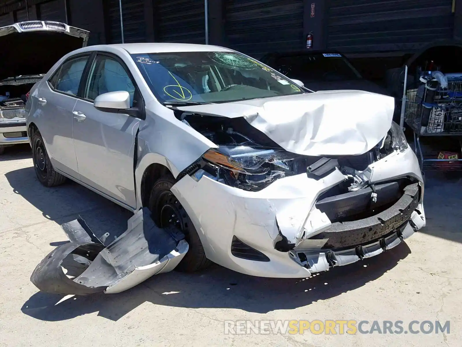 1 Photograph of a damaged car 5YFBURHE2KP929164 TOYOTA COROLLA 2019