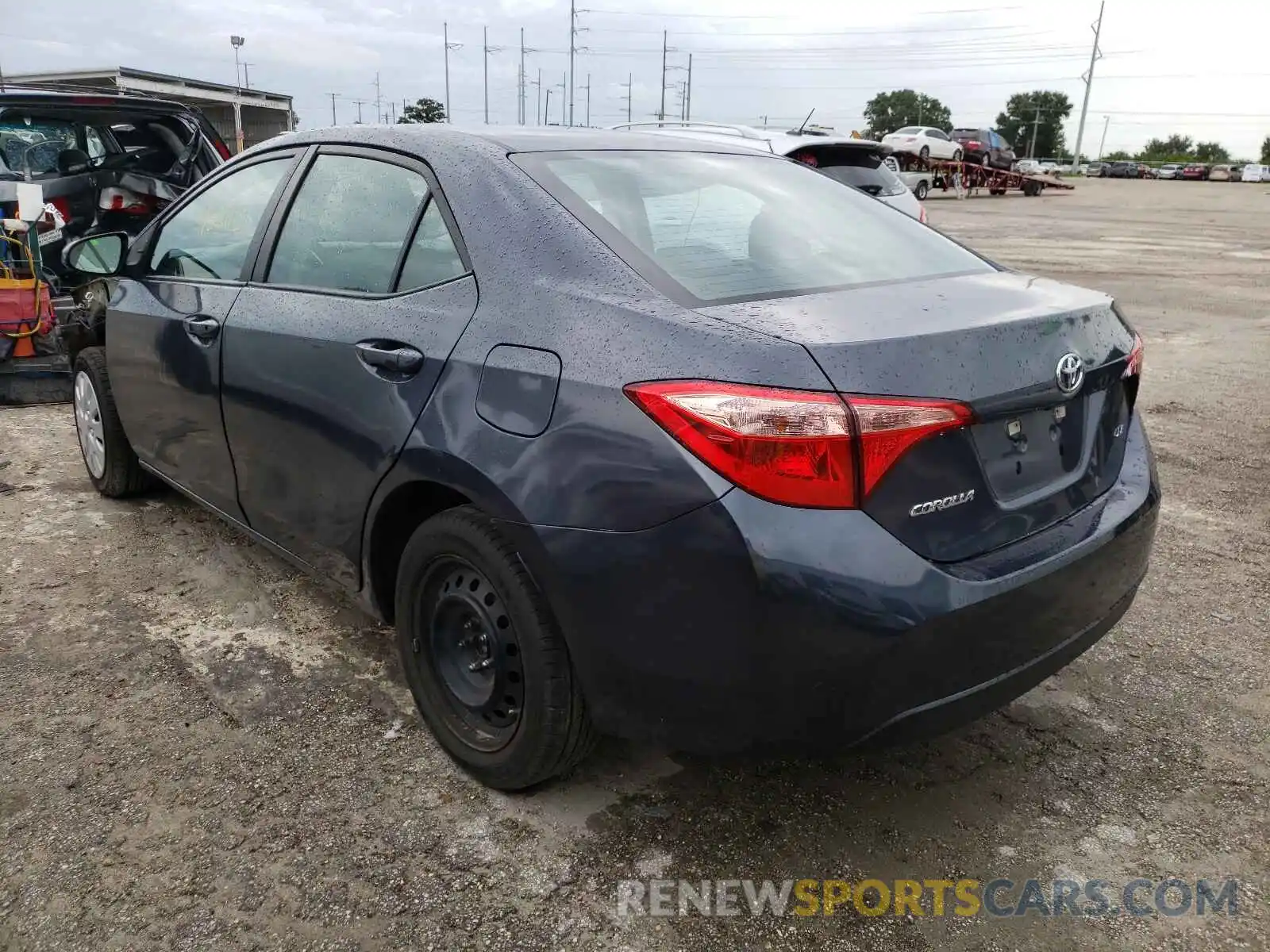 3 Photograph of a damaged car 5YFBURHE2KP929570 TOYOTA COROLLA 2019