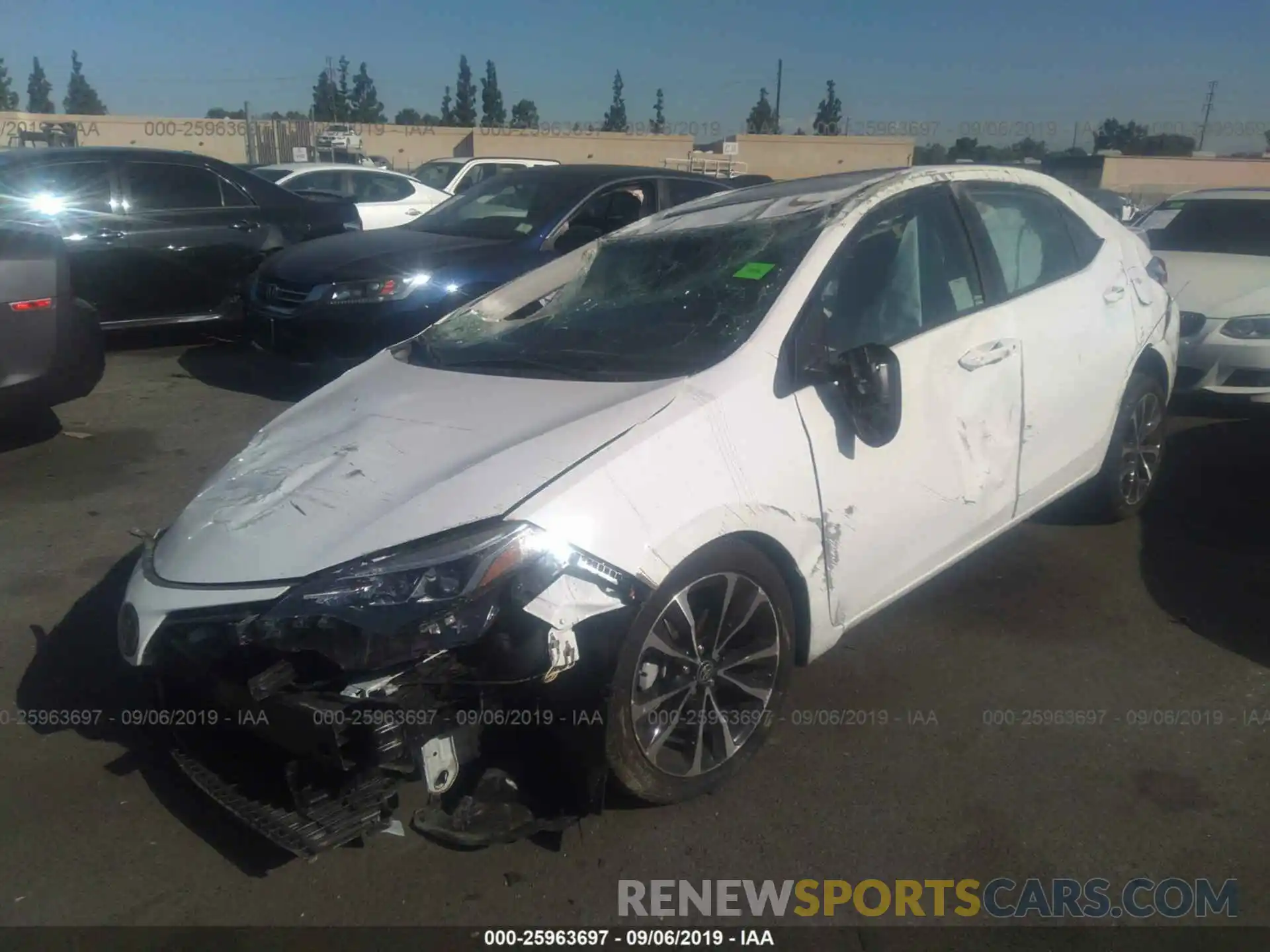 2 Photograph of a damaged car 5YFBURHE2KP929729 TOYOTA COROLLA 2019