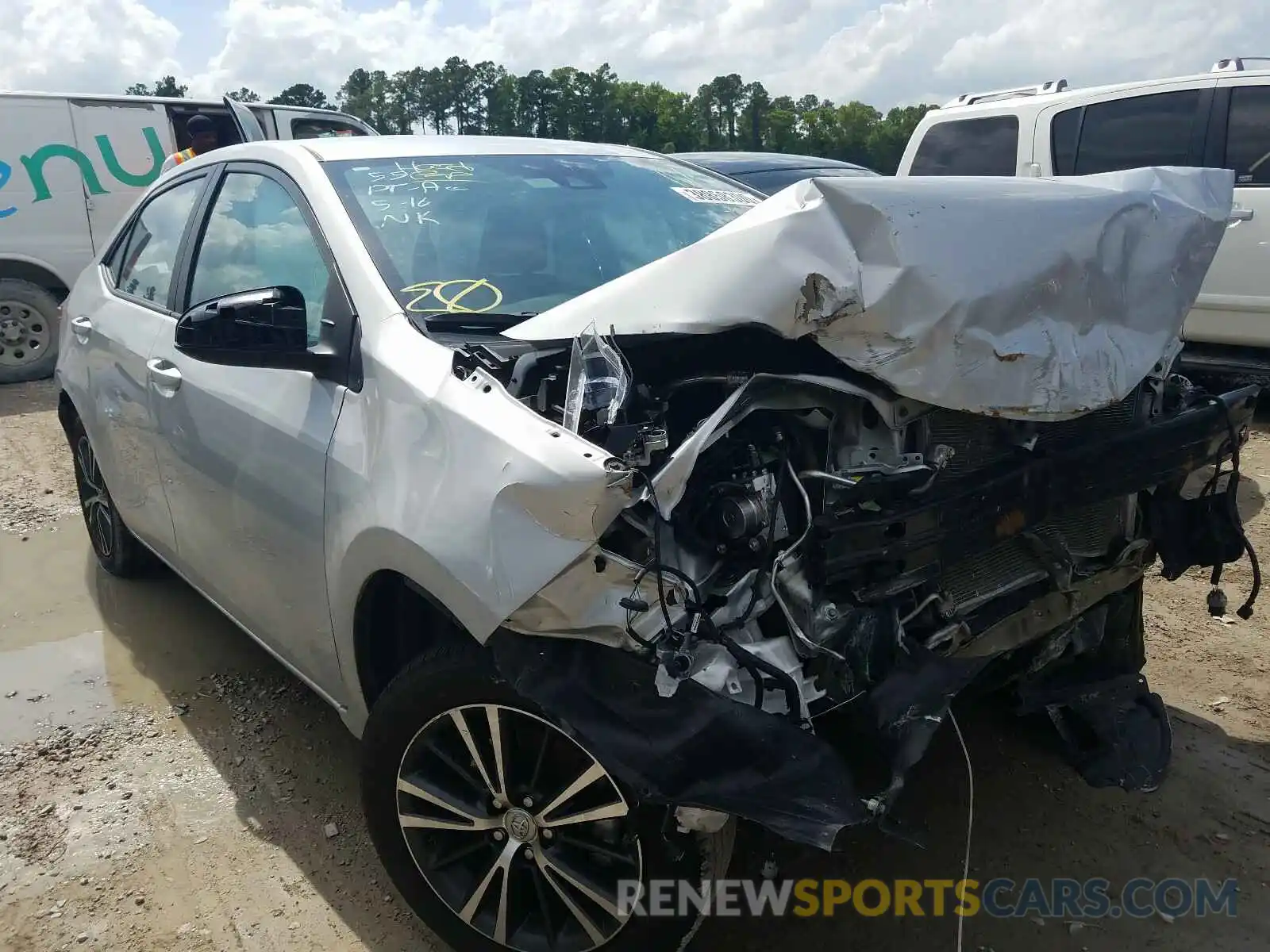 1 Photograph of a damaged car 5YFBURHE2KP929889 TOYOTA COROLLA 2019