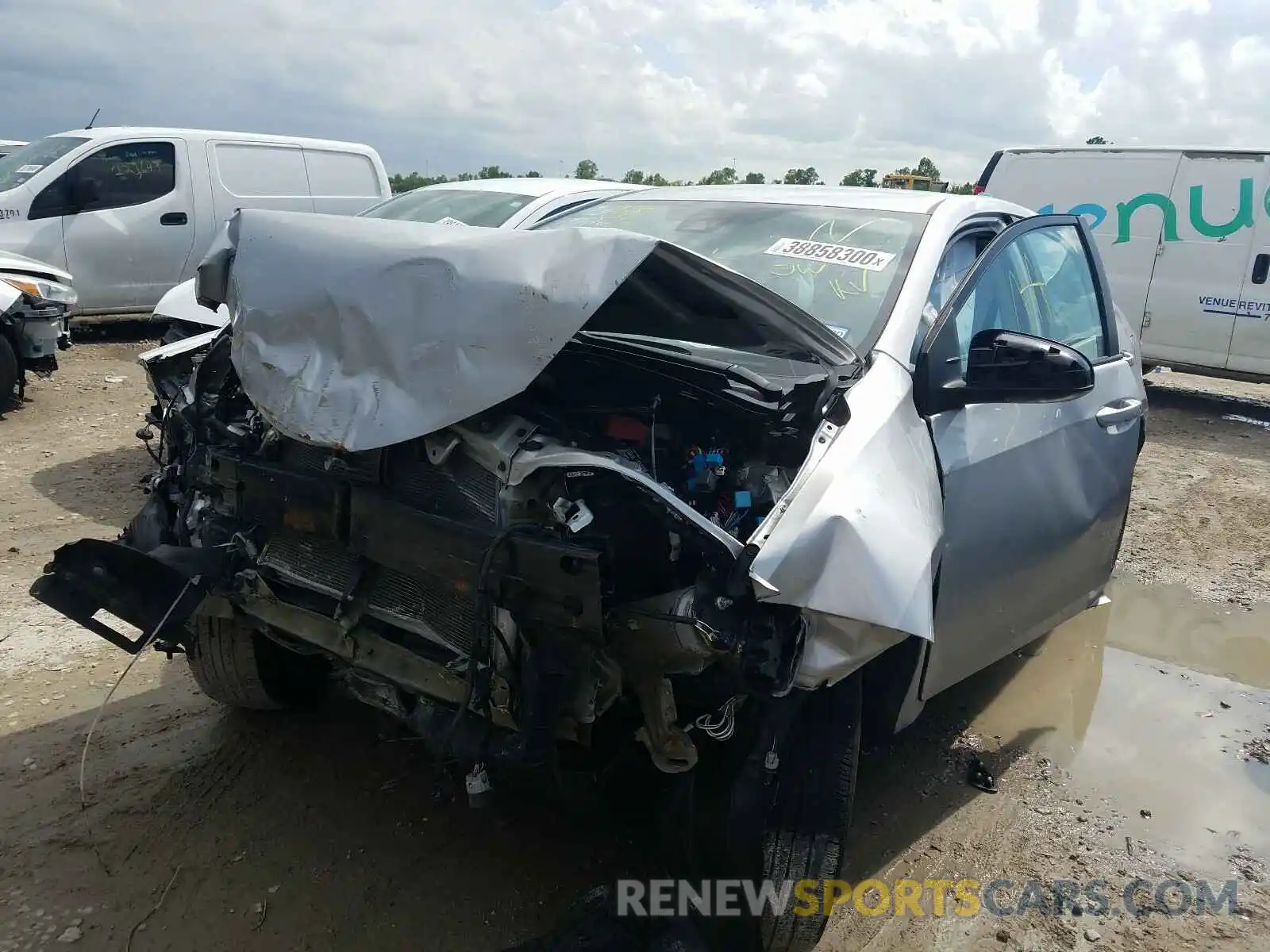 2 Photograph of a damaged car 5YFBURHE2KP929889 TOYOTA COROLLA 2019