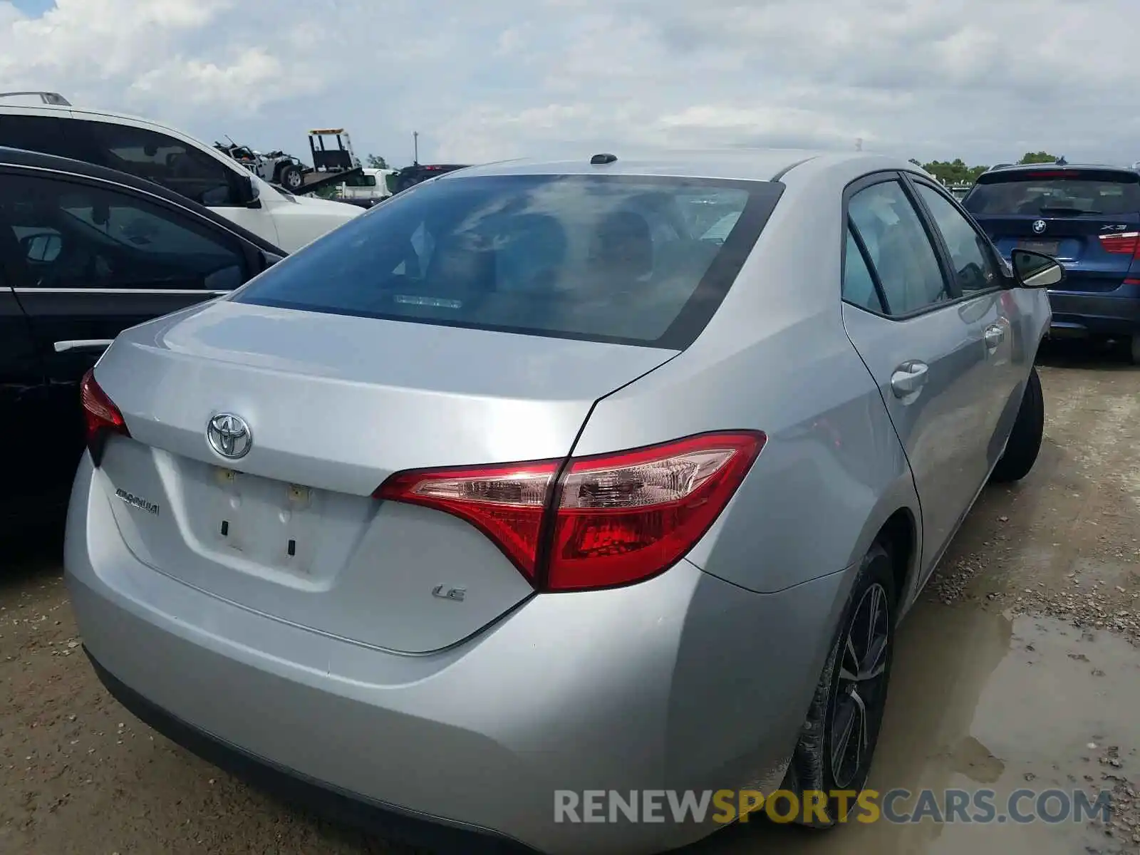 4 Photograph of a damaged car 5YFBURHE2KP929889 TOYOTA COROLLA 2019