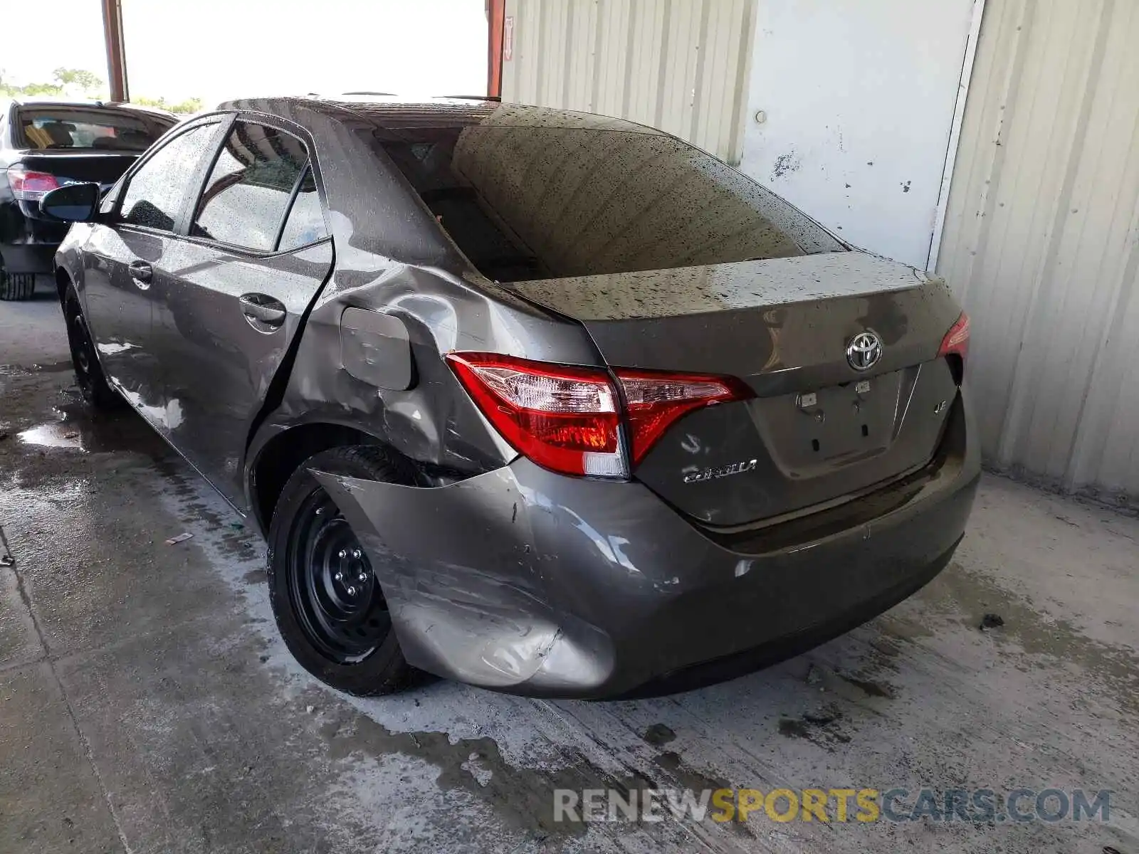 3 Photograph of a damaged car 5YFBURHE2KP930539 TOYOTA COROLLA 2019