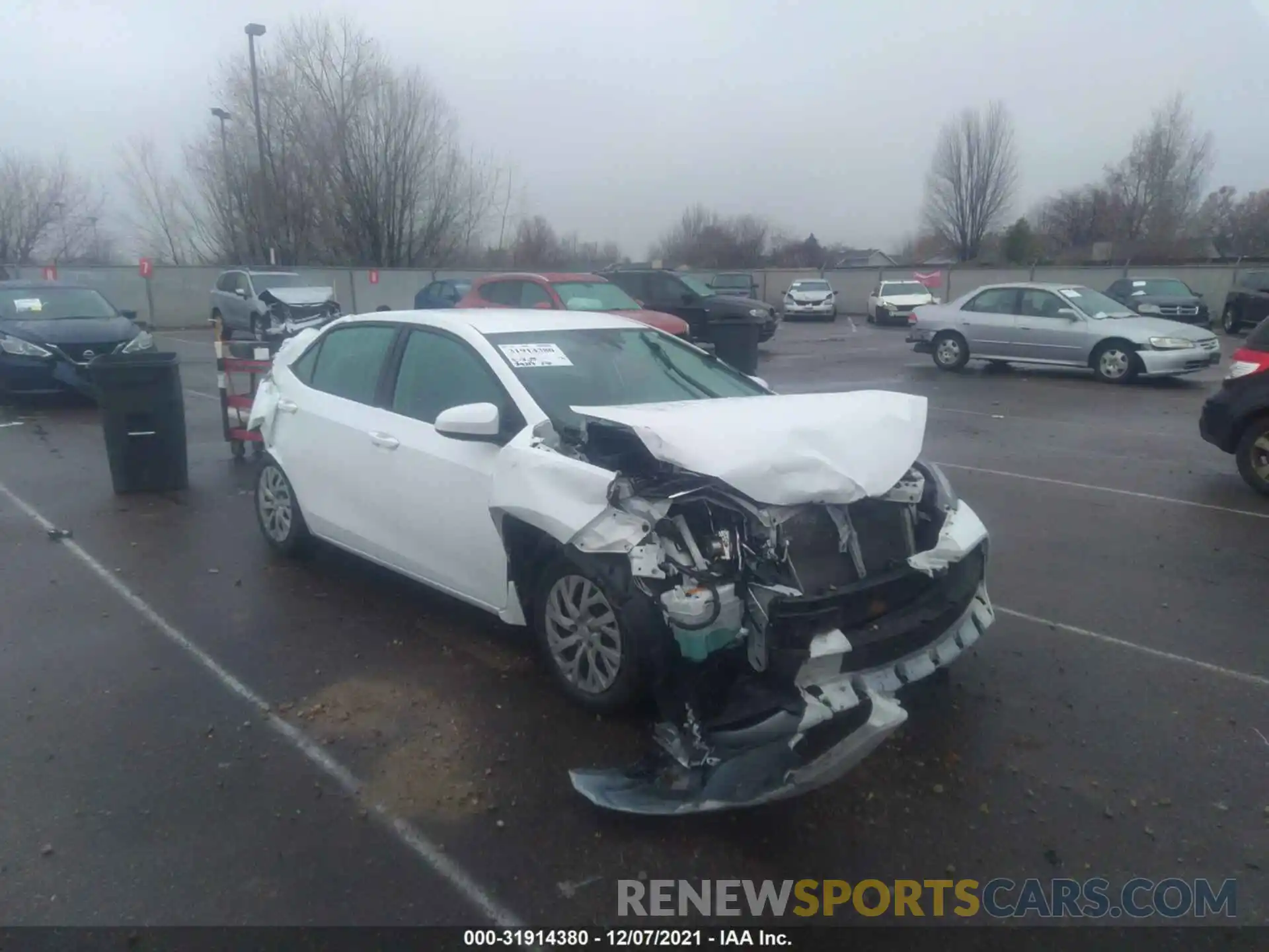 1 Photograph of a damaged car 5YFBURHE2KP931223 TOYOTA COROLLA 2019