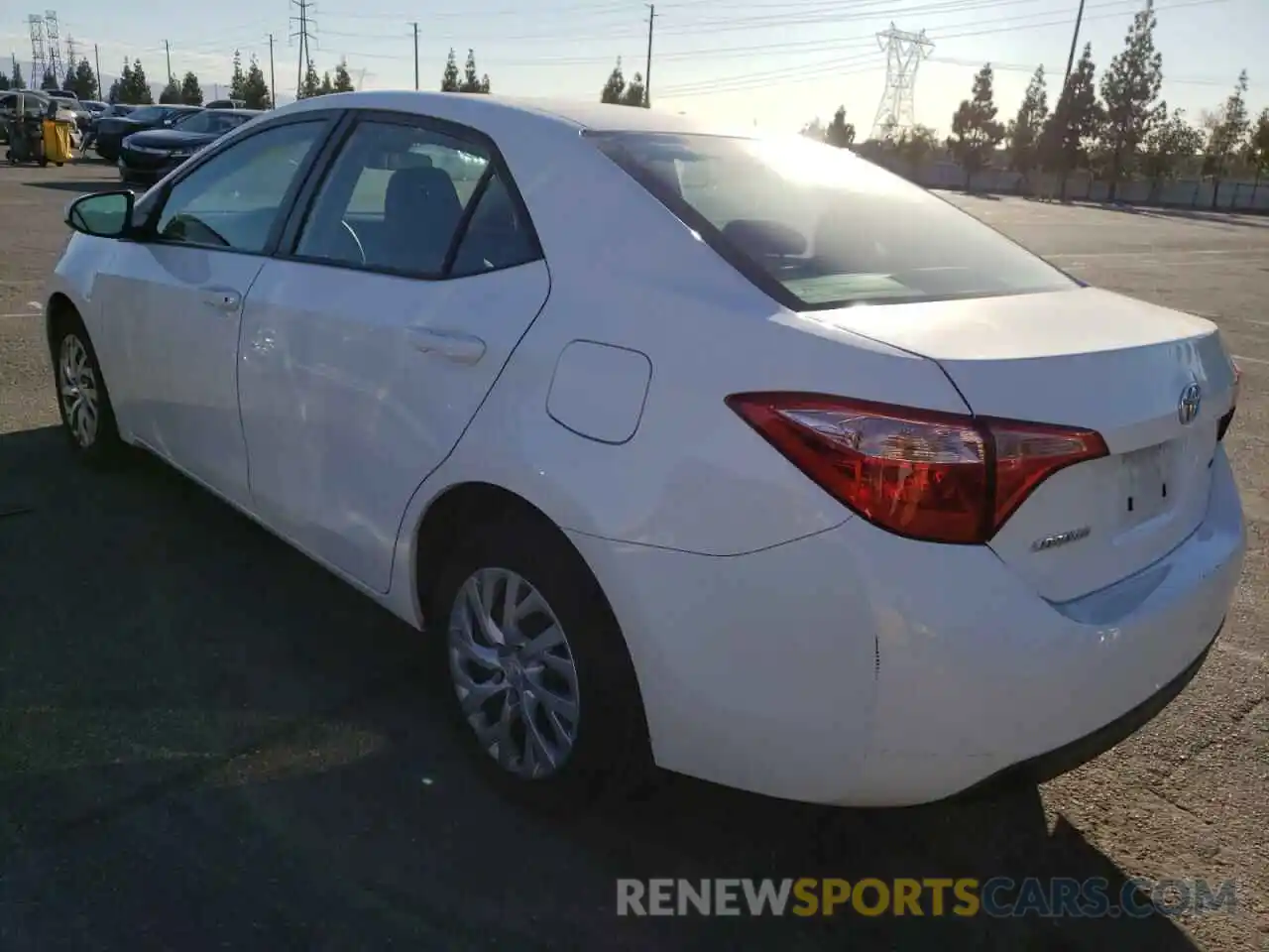 3 Photograph of a damaged car 5YFBURHE2KP932033 TOYOTA COROLLA 2019