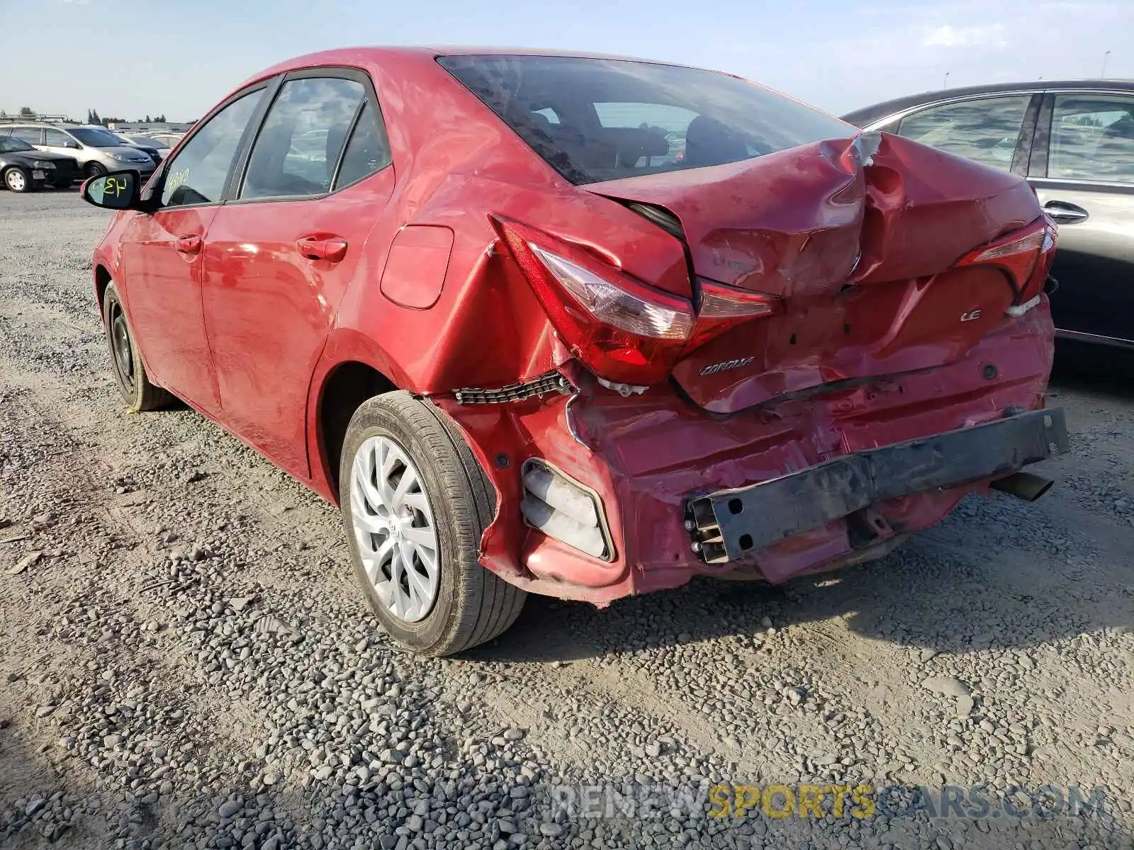 3 Photograph of a damaged car 5YFBURHE2KP932047 TOYOTA COROLLA 2019