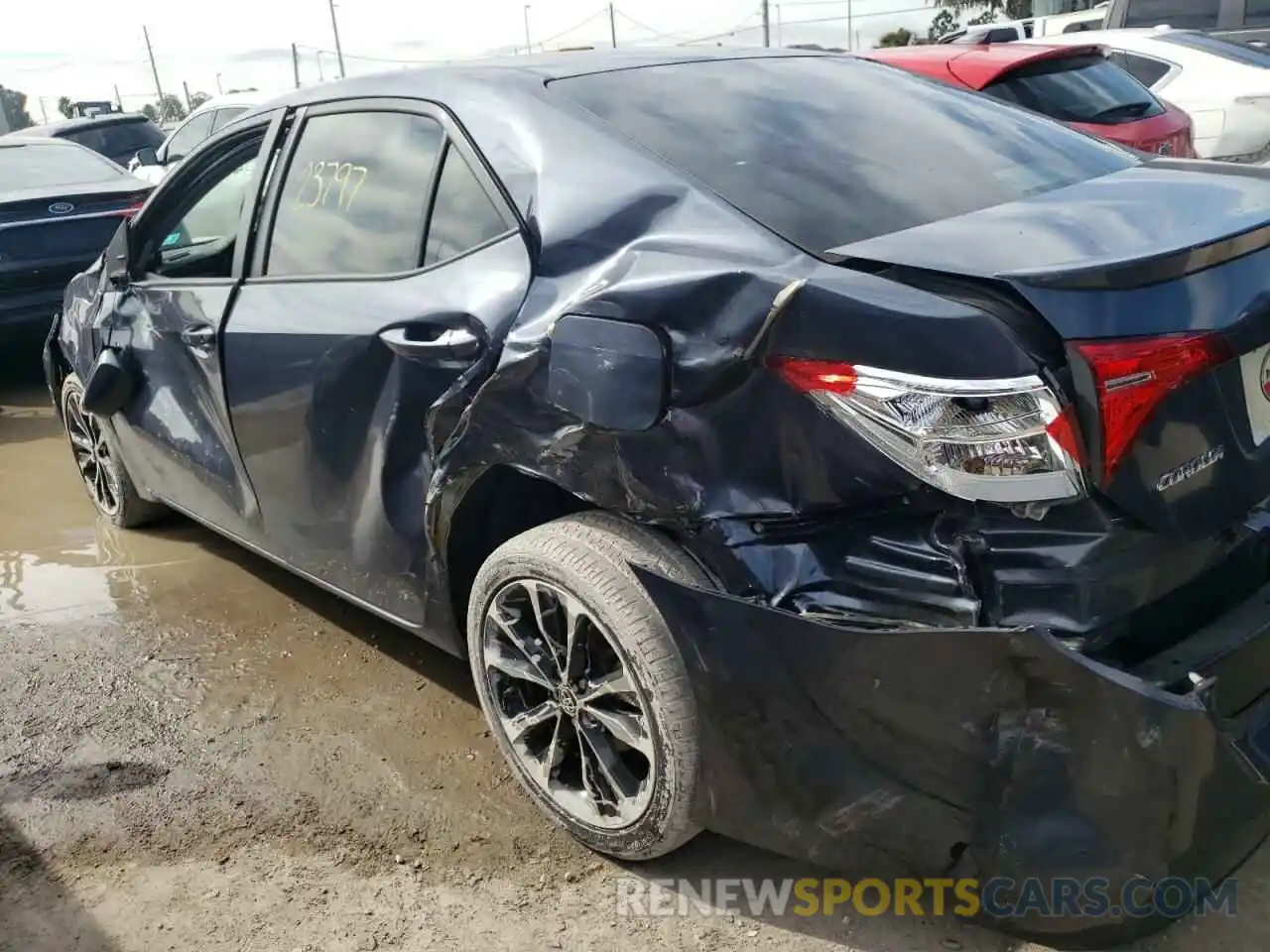 9 Photograph of a damaged car 5YFBURHE2KP932775 TOYOTA COROLLA 2019