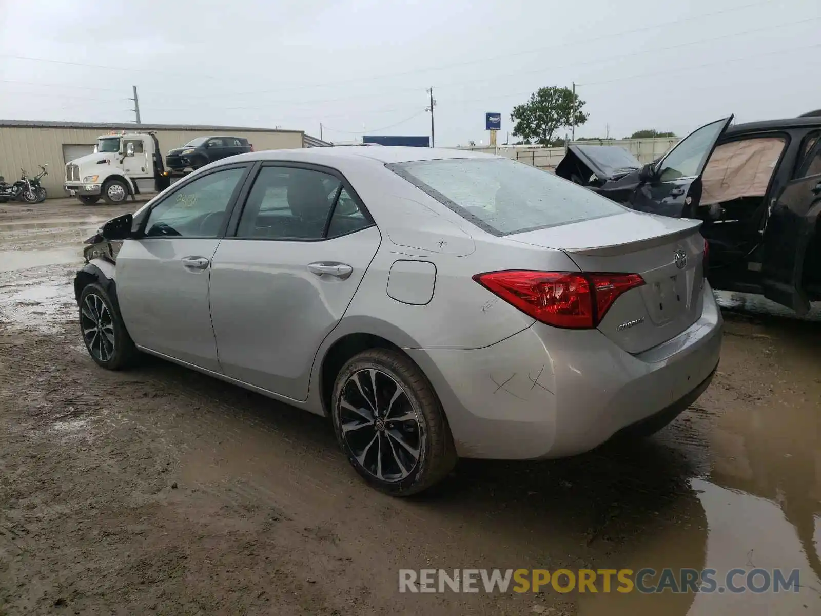 3 Photograph of a damaged car 5YFBURHE2KP932937 TOYOTA COROLLA 2019