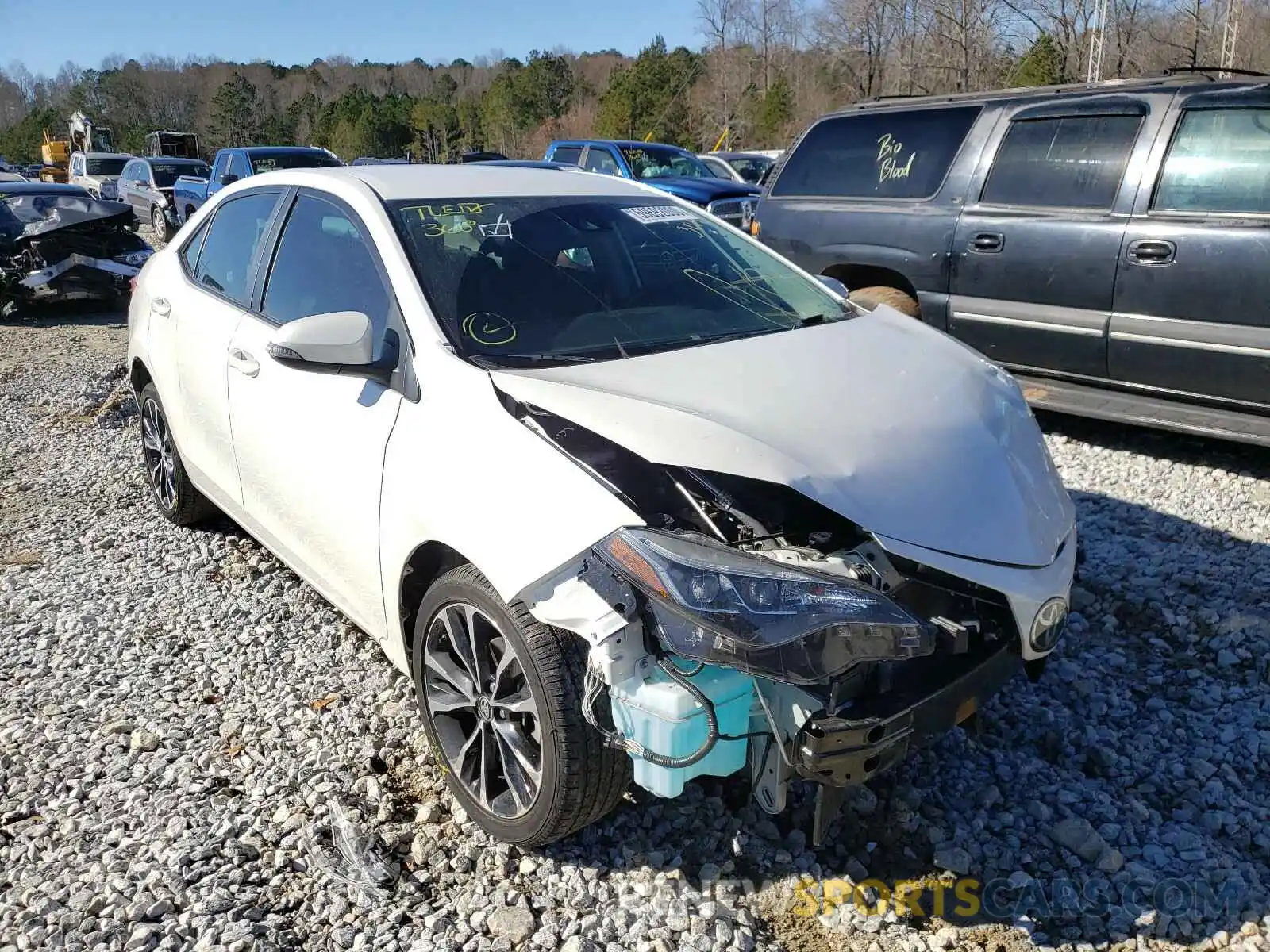 1 Photograph of a damaged car 5YFBURHE2KP933019 TOYOTA COROLLA 2019