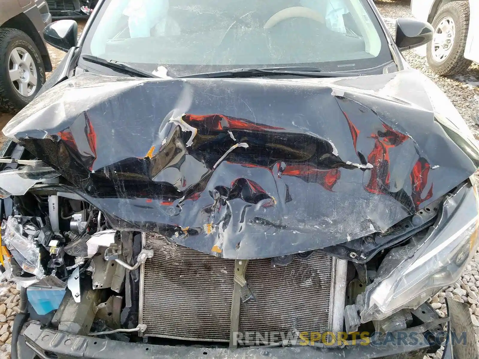 7 Photograph of a damaged car 5YFBURHE2KP933327 TOYOTA COROLLA 2019
