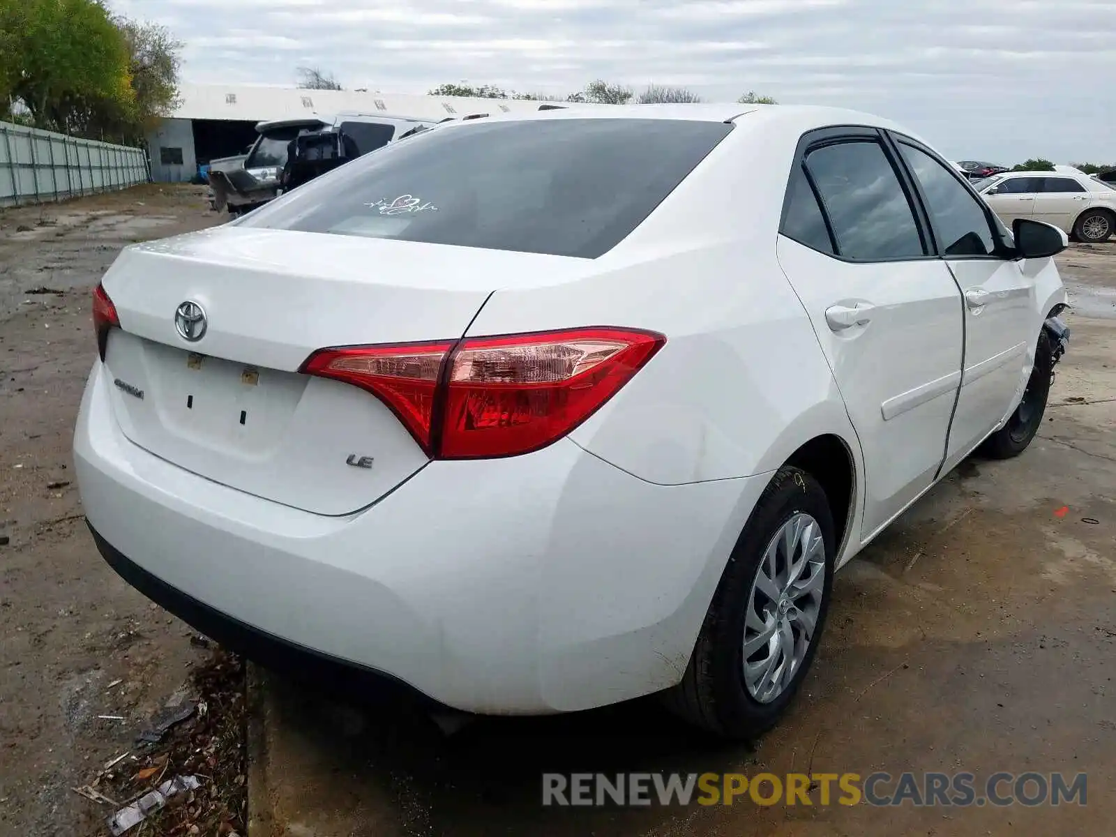 4 Photograph of a damaged car 5YFBURHE2KP933618 TOYOTA COROLLA 2019