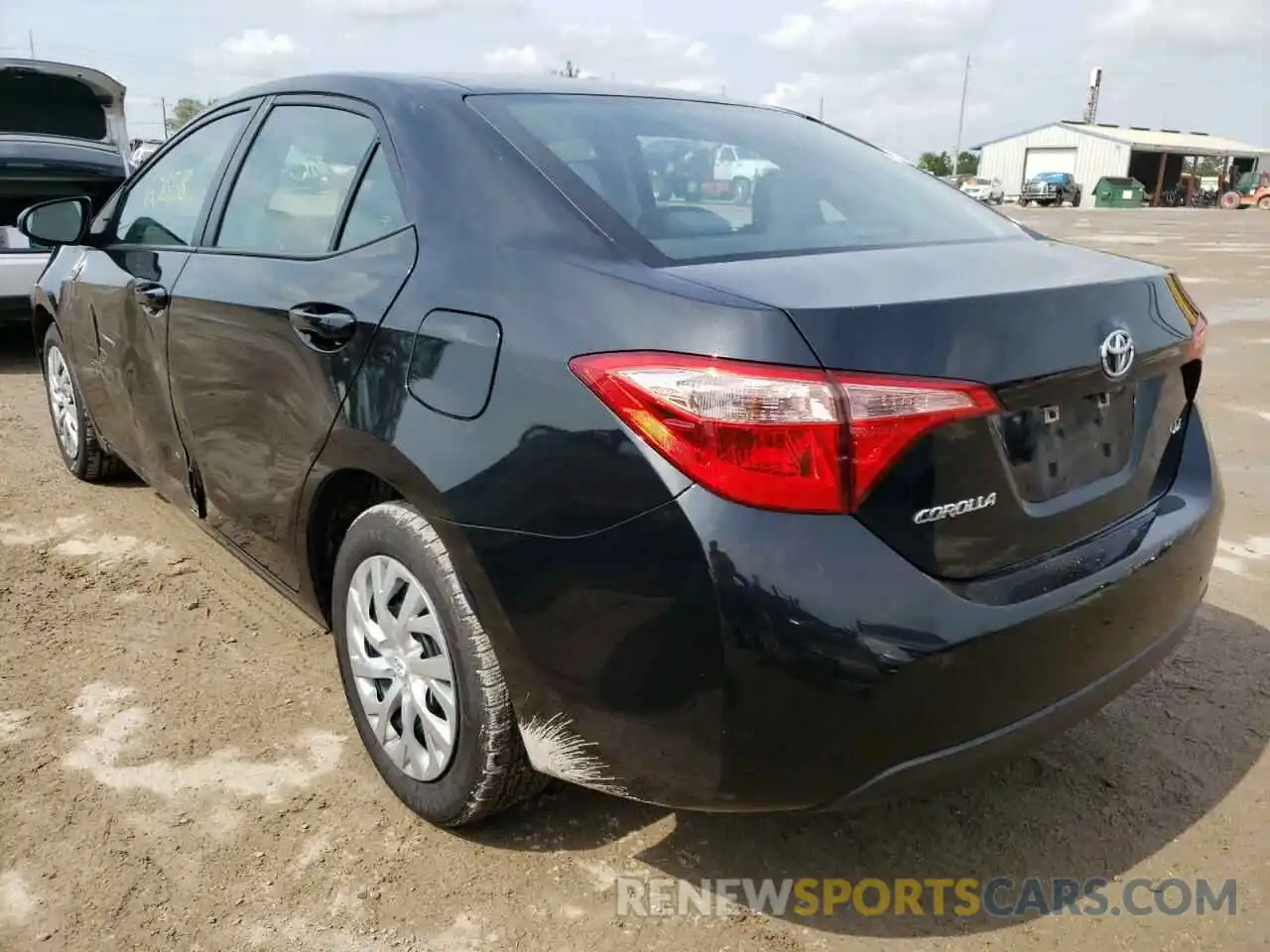 3 Photograph of a damaged car 5YFBURHE2KP934364 TOYOTA COROLLA 2019