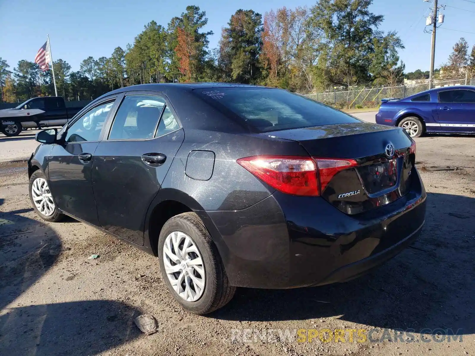 3 Photograph of a damaged car 5YFBURHE2KP934414 TOYOTA COROLLA 2019