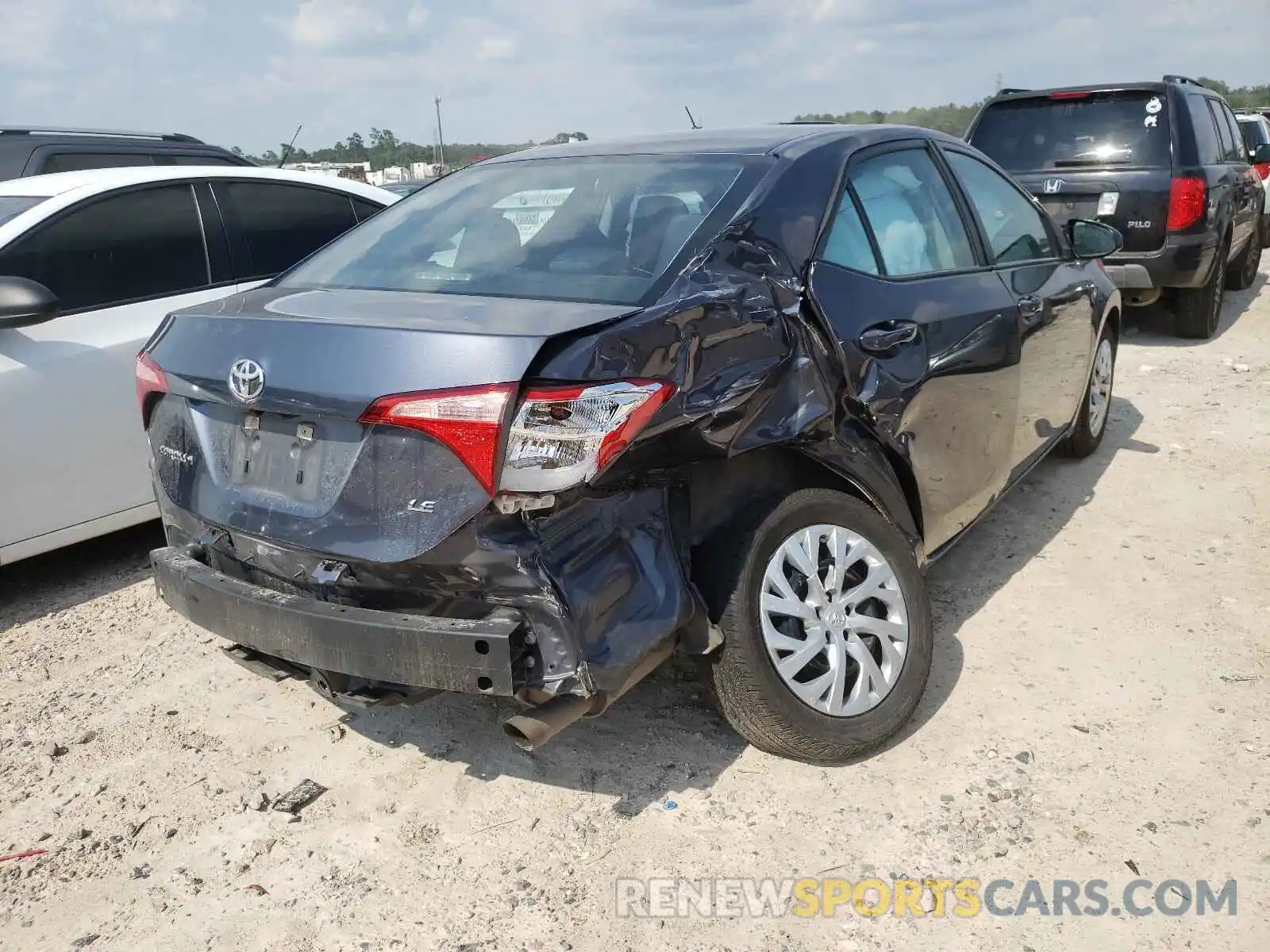 4 Photograph of a damaged car 5YFBURHE2KP934509 TOYOTA COROLLA 2019