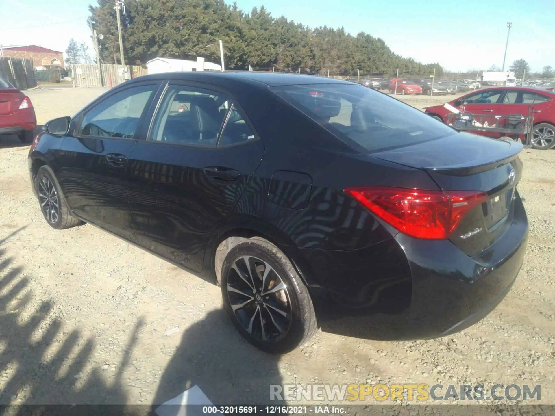 3 Photograph of a damaged car 5YFBURHE2KP935174 TOYOTA COROLLA 2019