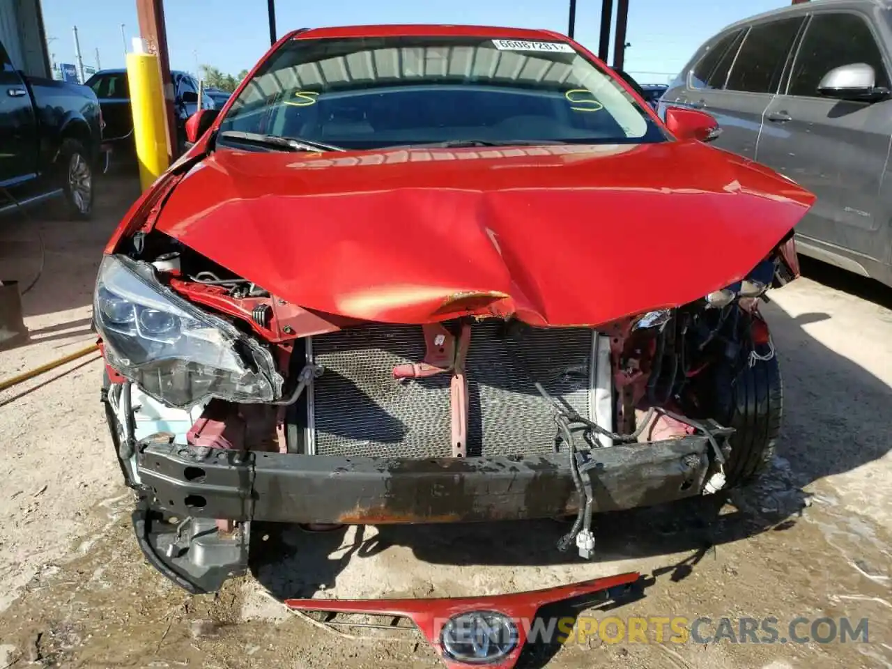 9 Photograph of a damaged car 5YFBURHE2KP935241 TOYOTA COROLLA 2019