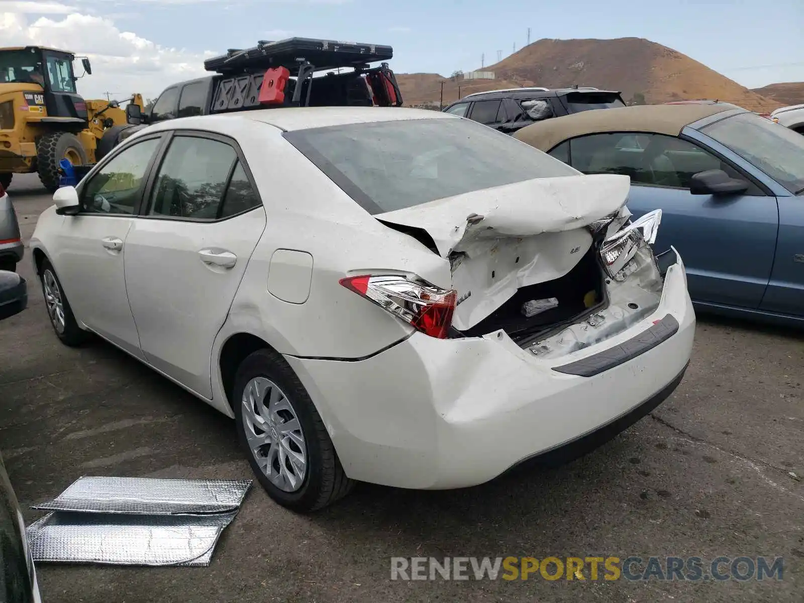 3 Photograph of a damaged car 5YFBURHE2KP937233 TOYOTA COROLLA 2019