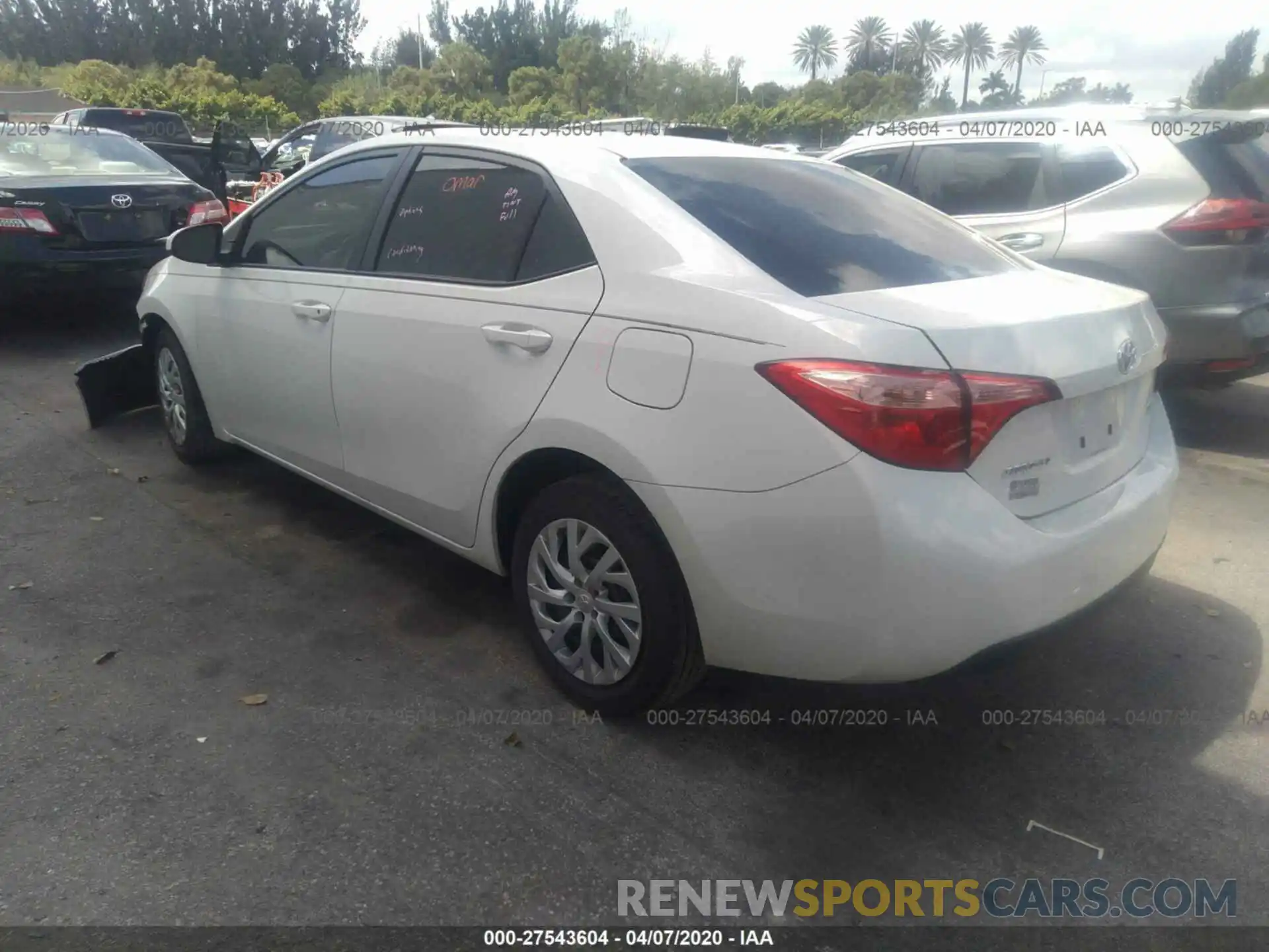 3 Photograph of a damaged car 5YFBURHE2KP937264 TOYOTA COROLLA 2019