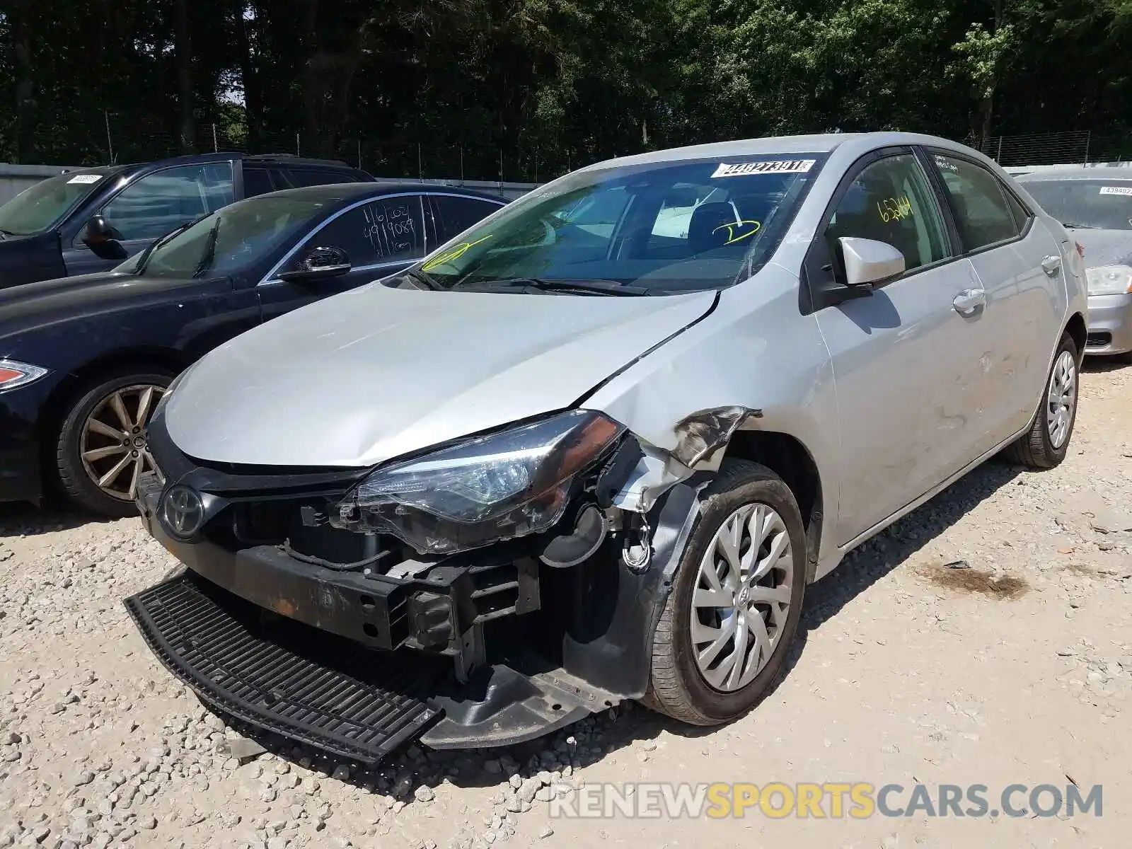 2 Photograph of a damaged car 5YFBURHE2KP938186 TOYOTA COROLLA 2019