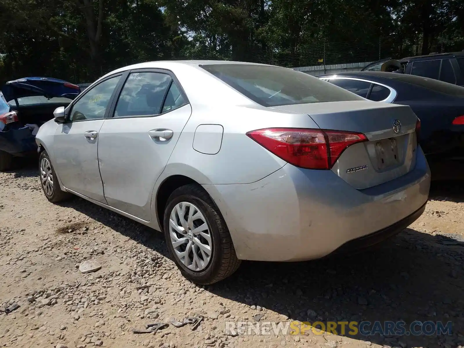 3 Photograph of a damaged car 5YFBURHE2KP938186 TOYOTA COROLLA 2019