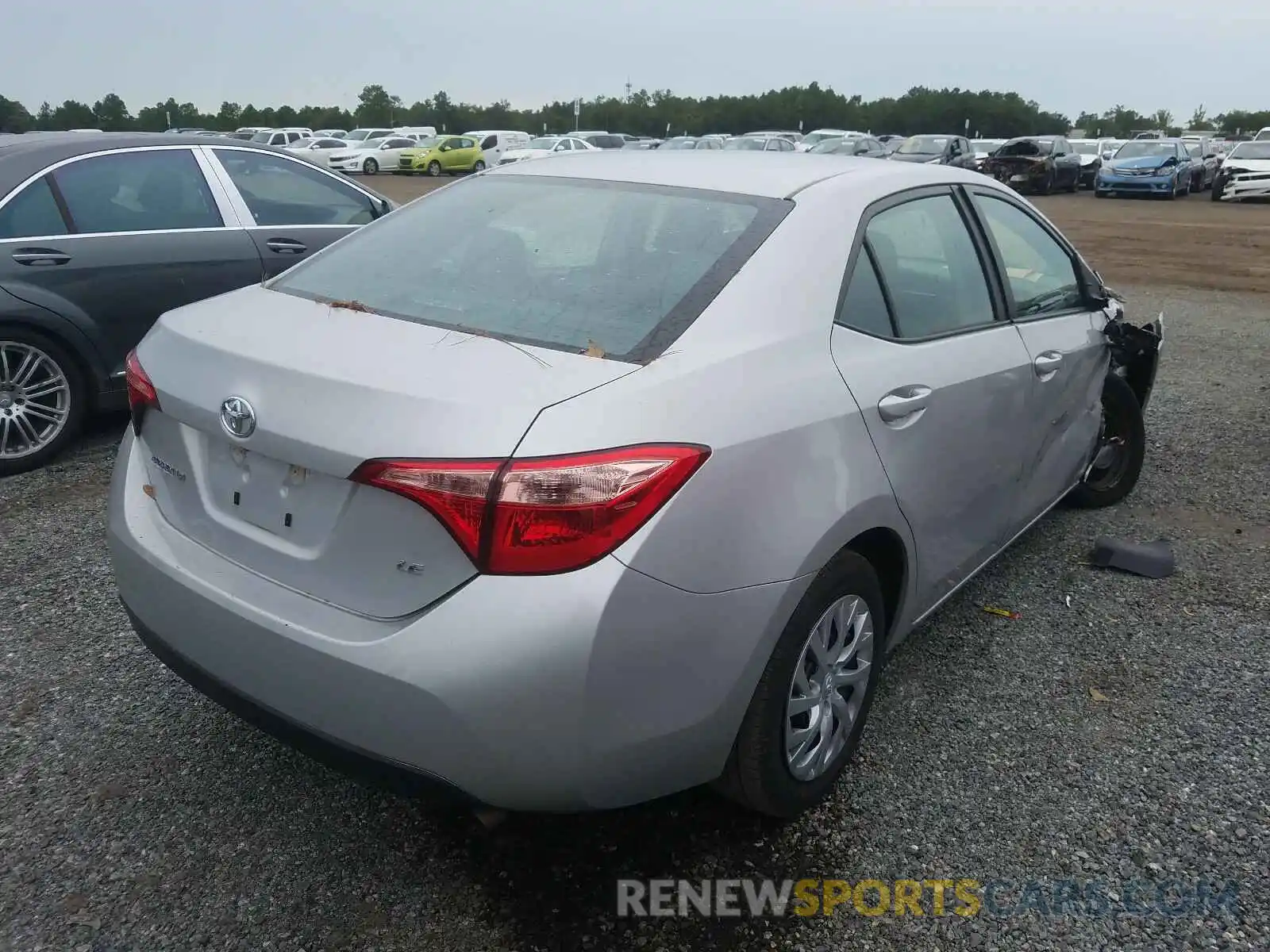 4 Photograph of a damaged car 5YFBURHE2KP938284 TOYOTA COROLLA 2019