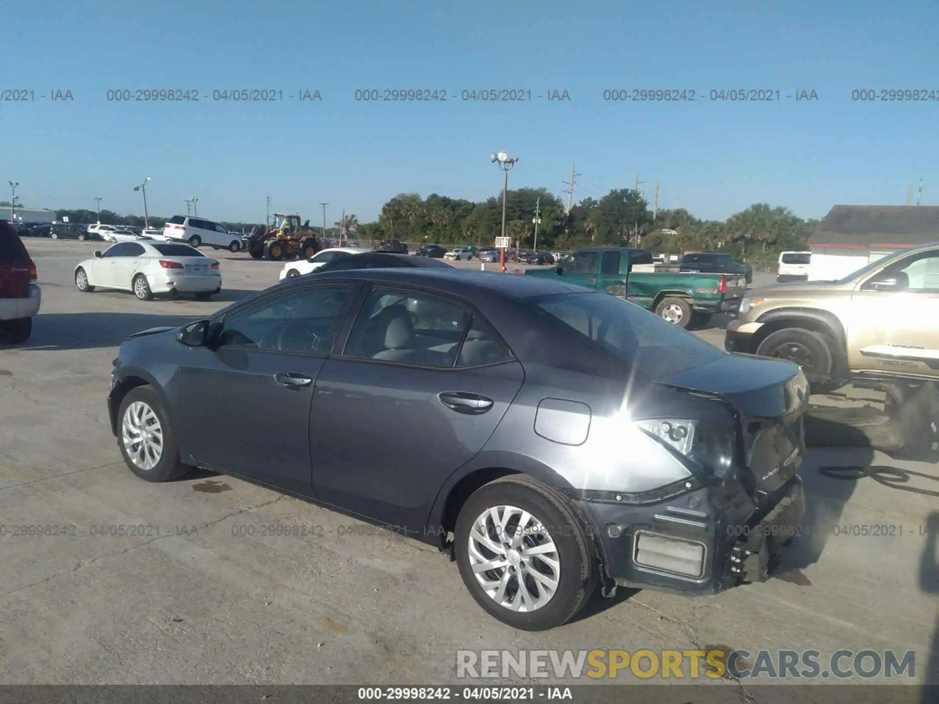 3 Photograph of a damaged car 5YFBURHE2KP938480 TOYOTA COROLLA 2019