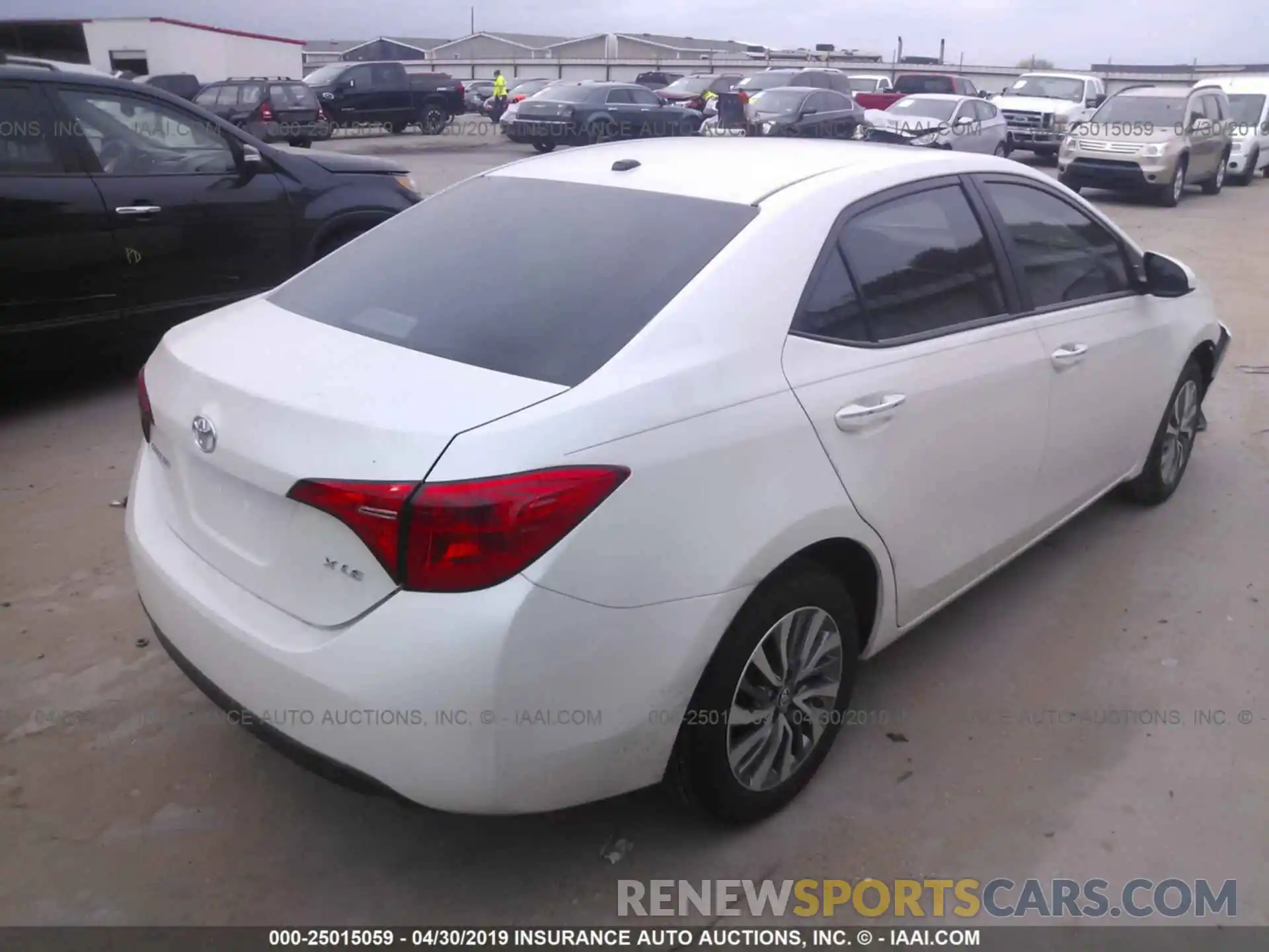 4 Photograph of a damaged car 5YFBURHE2KP938639 TOYOTA COROLLA 2019