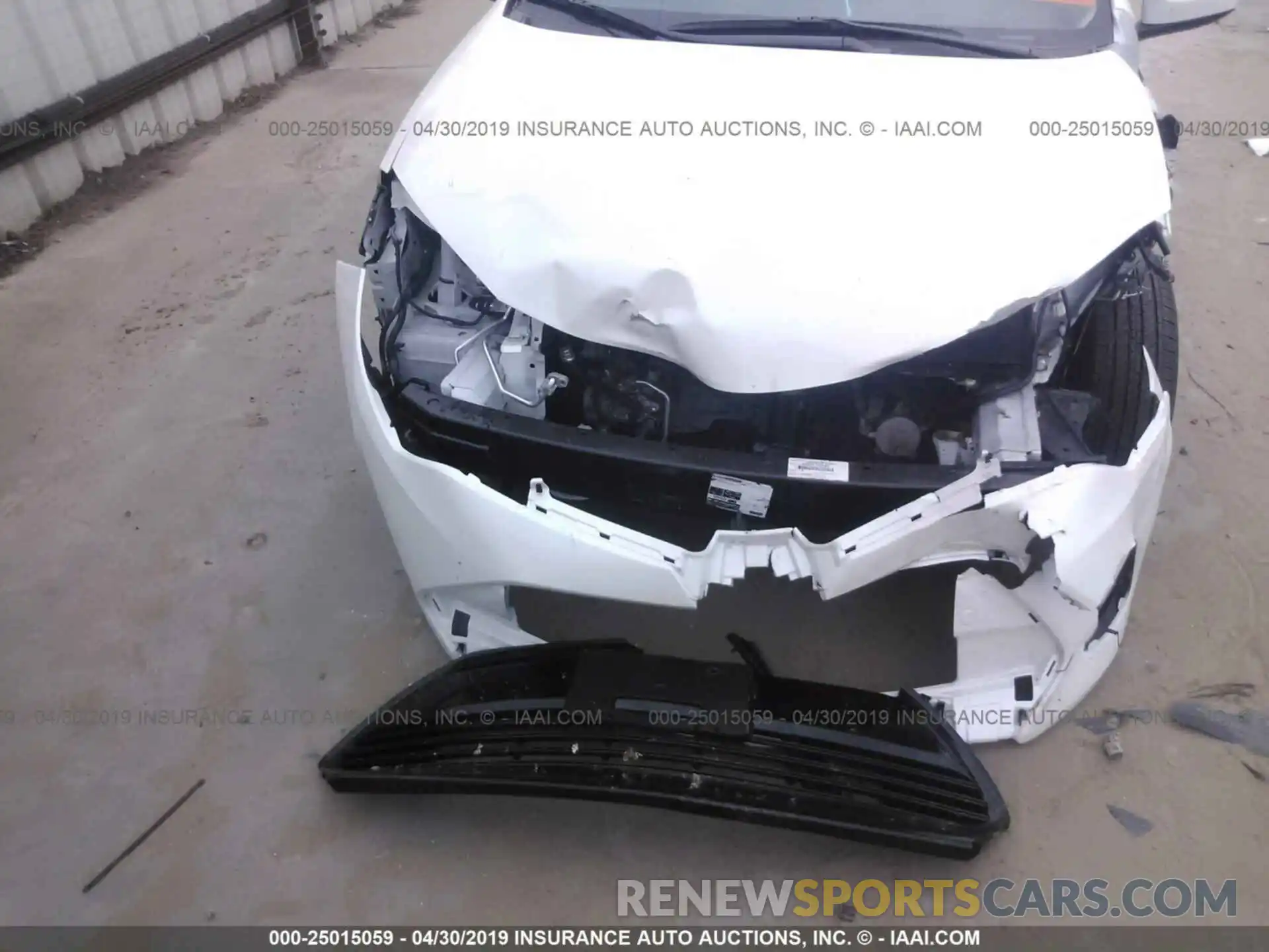 6 Photograph of a damaged car 5YFBURHE2KP938639 TOYOTA COROLLA 2019