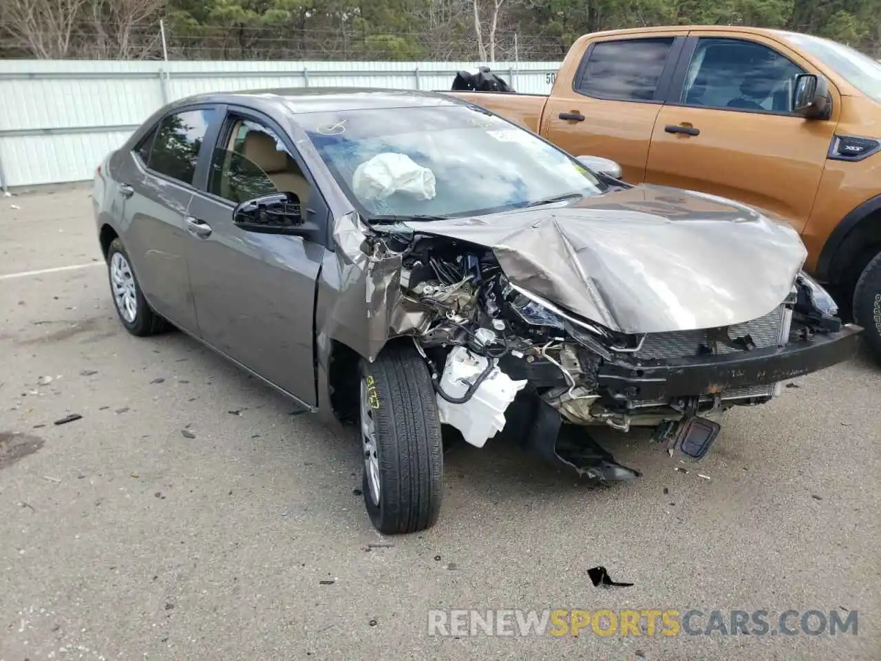 1 Photograph of a damaged car 5YFBURHE2KP938947 TOYOTA COROLLA 2019