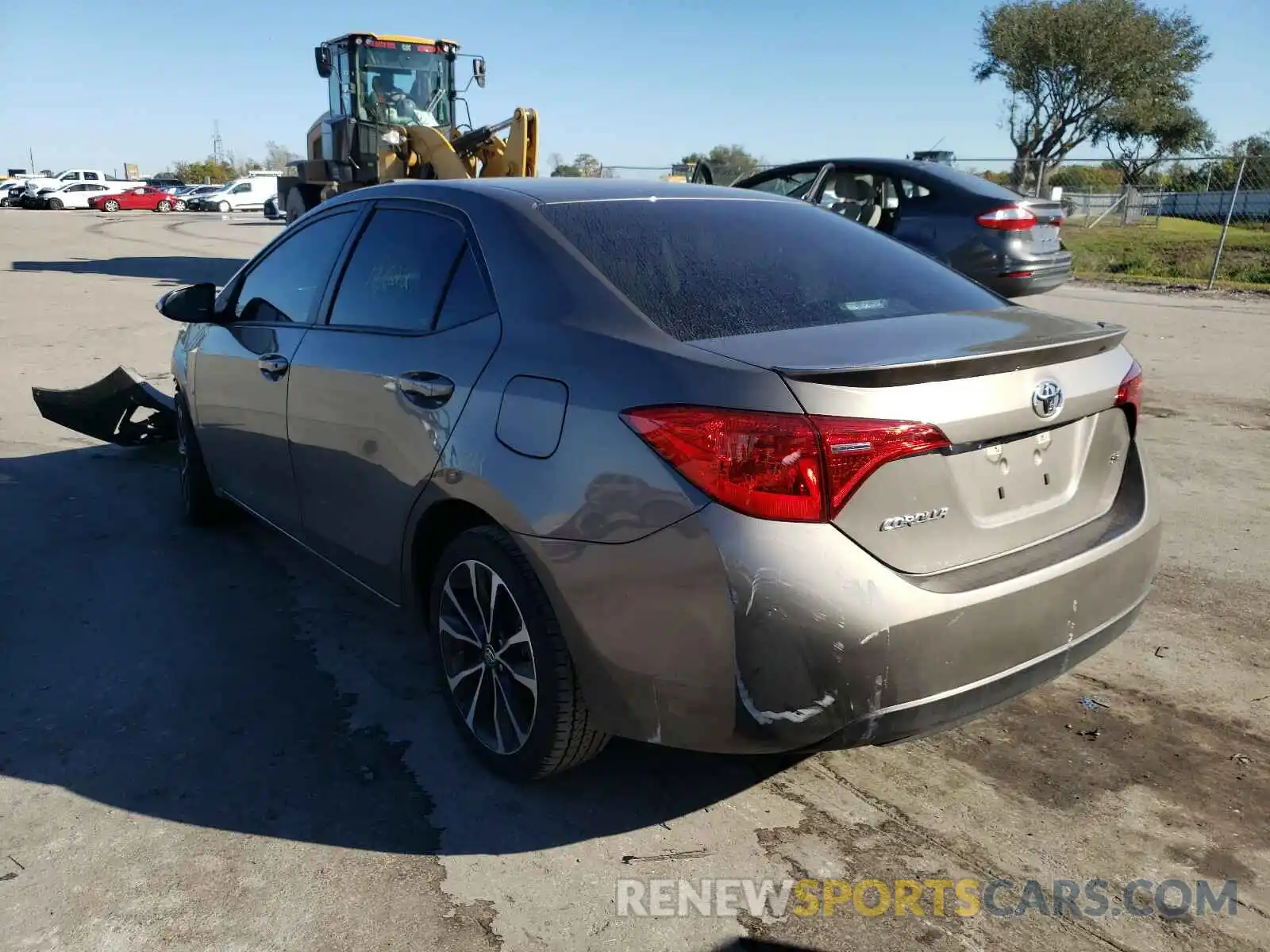 3 Photograph of a damaged car 5YFBURHE2KP939774 TOYOTA COROLLA 2019