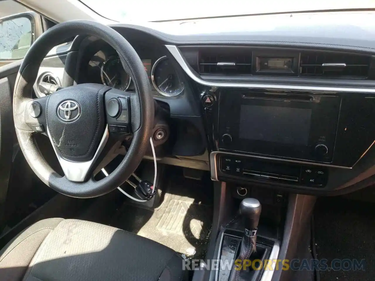 9 Фотография поврежденного автомобиля 5YFBURHE2KP940519 TOYOTA COROLLA 2019