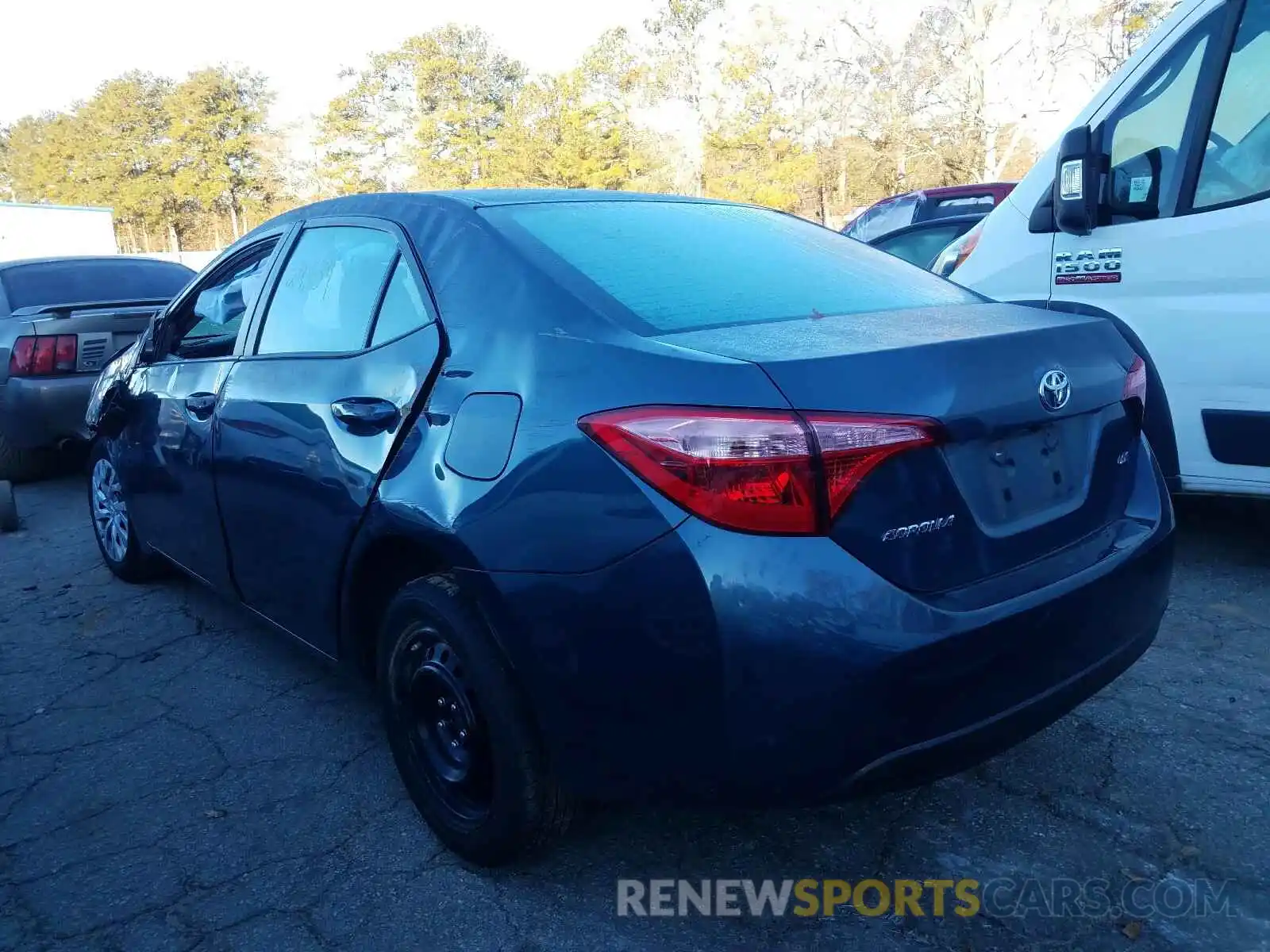 3 Photograph of a damaged car 5YFBURHE2KP940536 TOYOTA COROLLA 2019