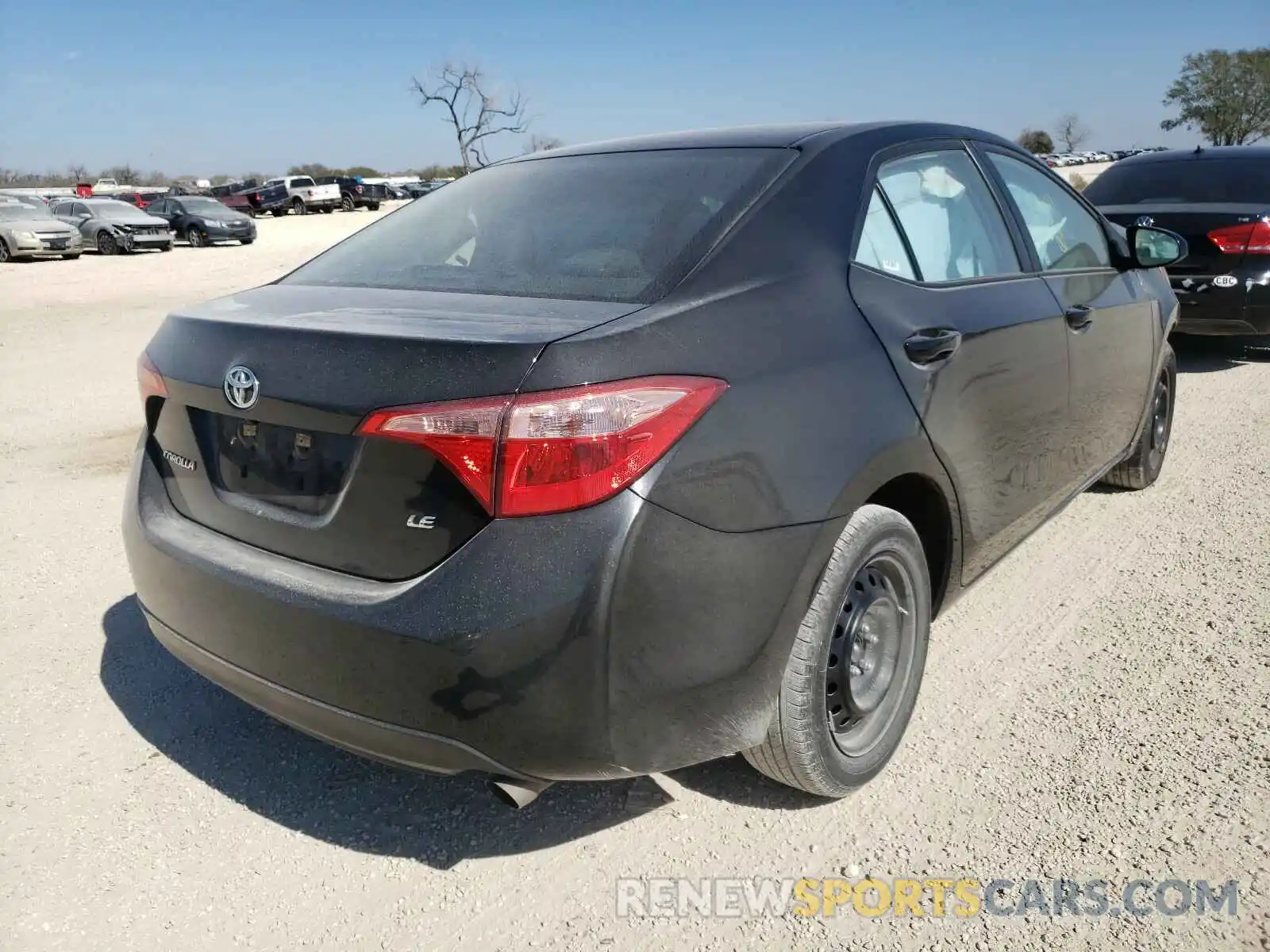 4 Photograph of a damaged car 5YFBURHE2KP941041 TOYOTA COROLLA 2019