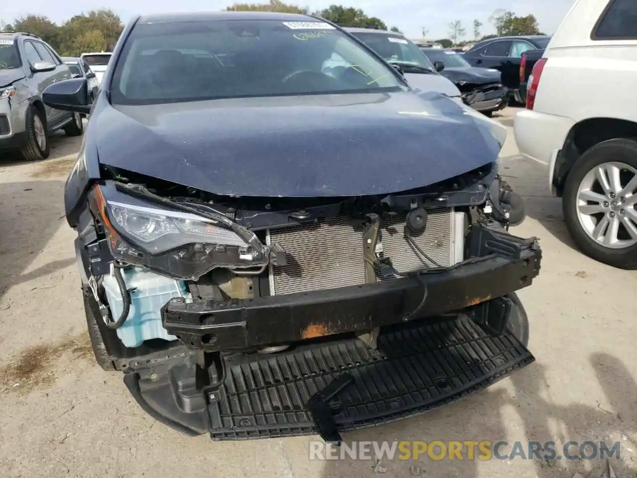 9 Photograph of a damaged car 5YFBURHE2KP942027 TOYOTA COROLLA 2019