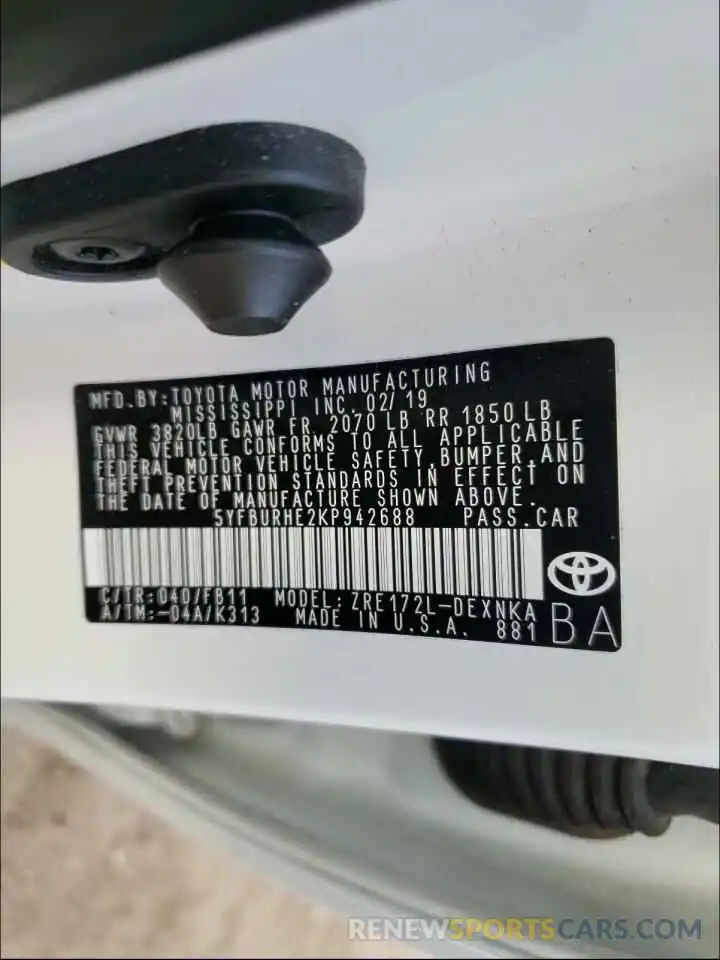 10 Photograph of a damaged car 5YFBURHE2KP942688 TOYOTA COROLLA 2019