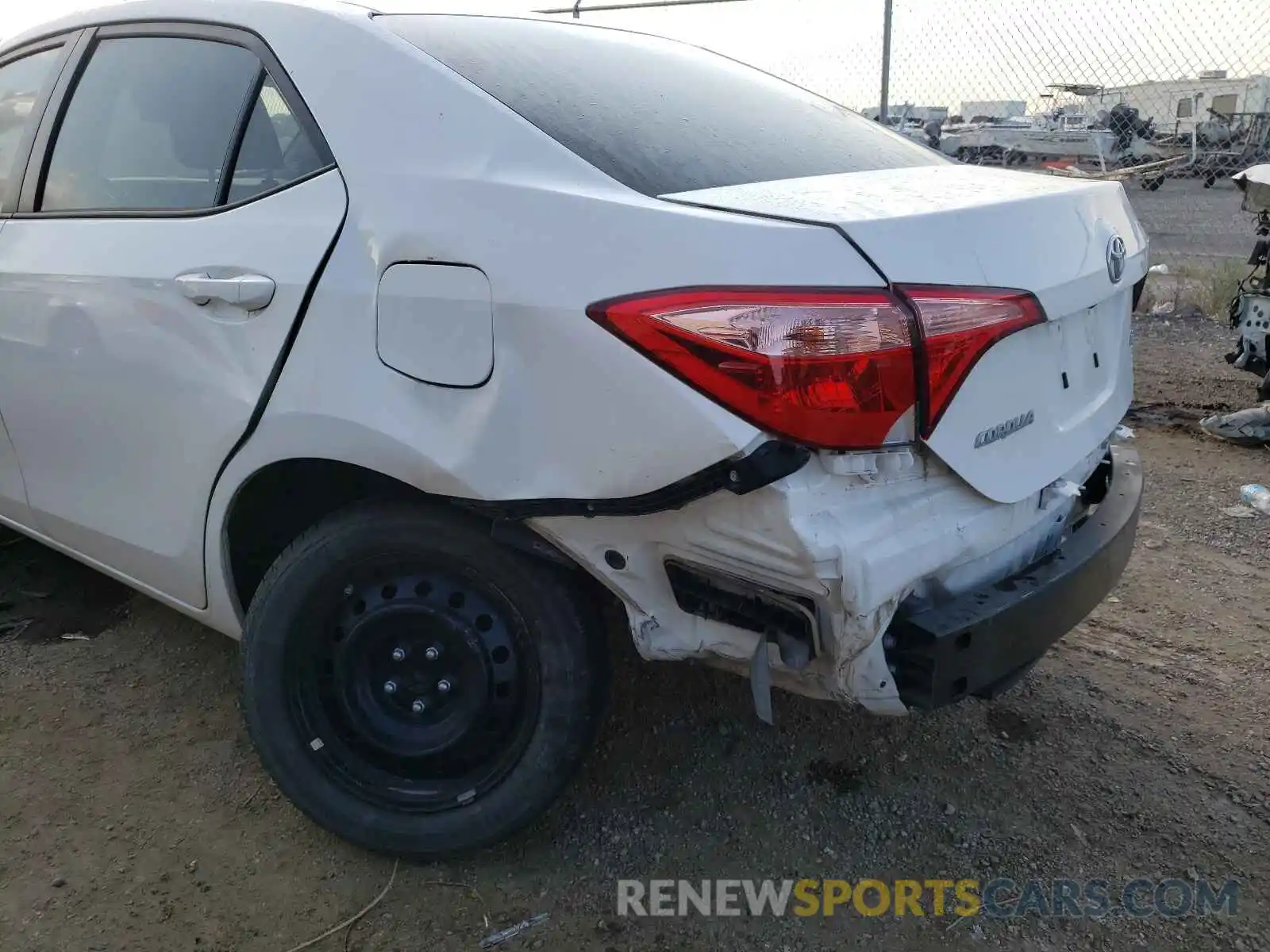 9 Photograph of a damaged car 5YFBURHE2KP942688 TOYOTA COROLLA 2019