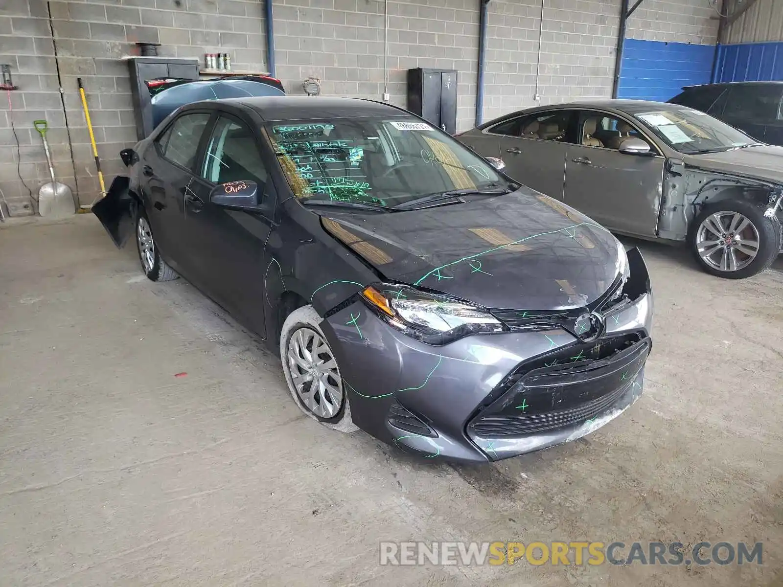 1 Photograph of a damaged car 5YFBURHE2KP944781 TOYOTA COROLLA 2019