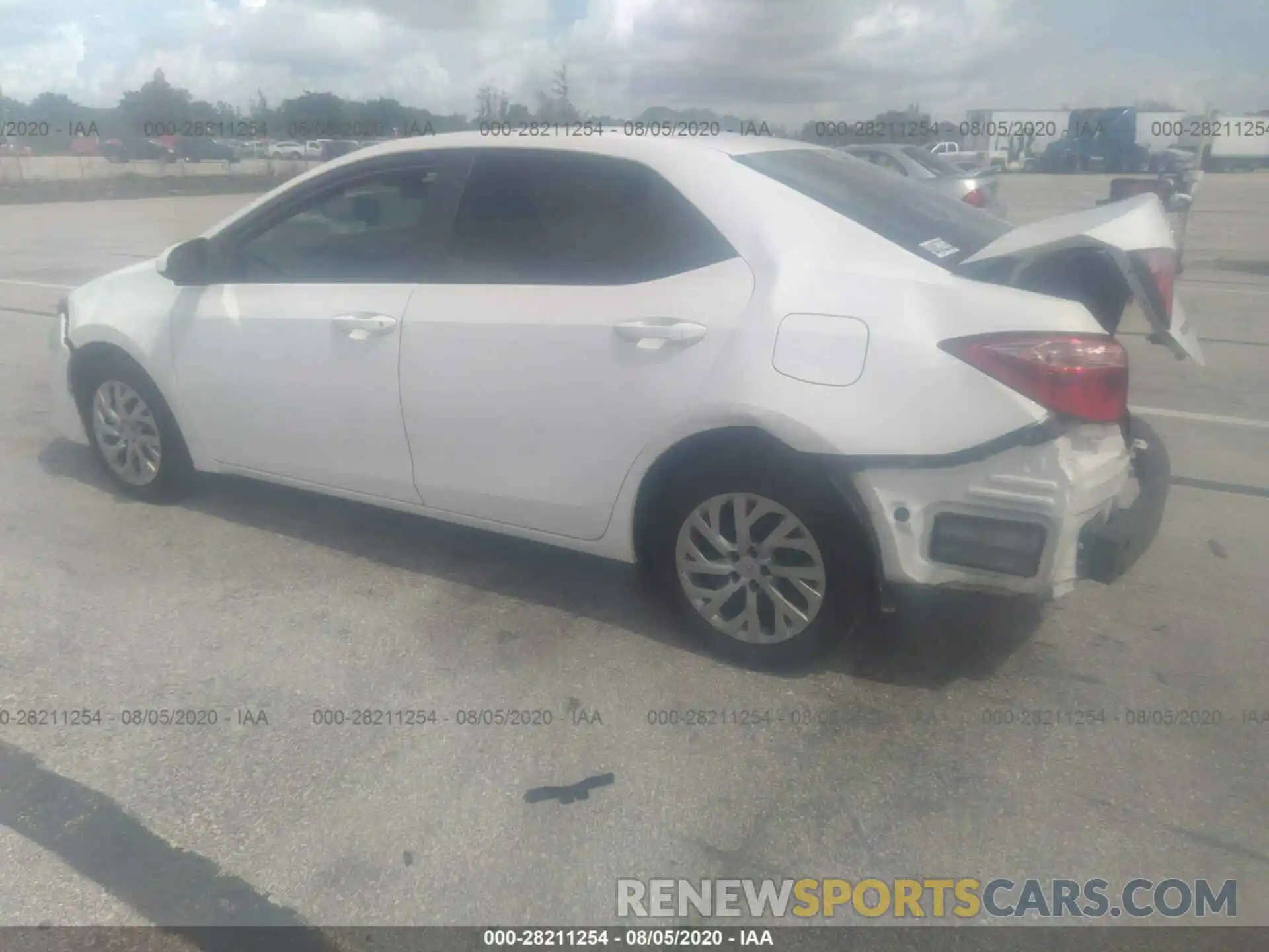 3 Photograph of a damaged car 5YFBURHE2KP945039 TOYOTA COROLLA 2019