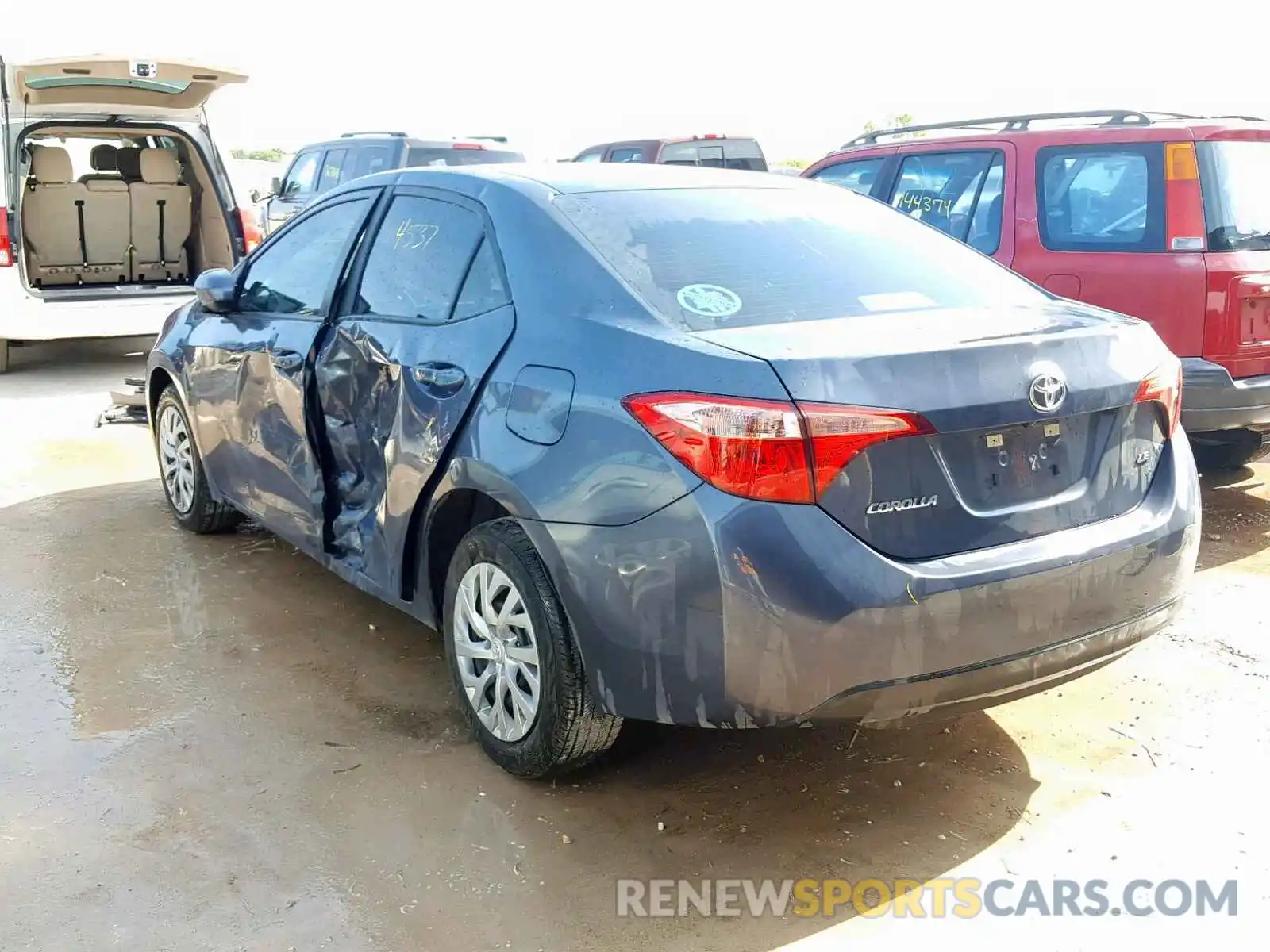 3 Photograph of a damaged car 5YFBURHE2KP945400 TOYOTA COROLLA 2019