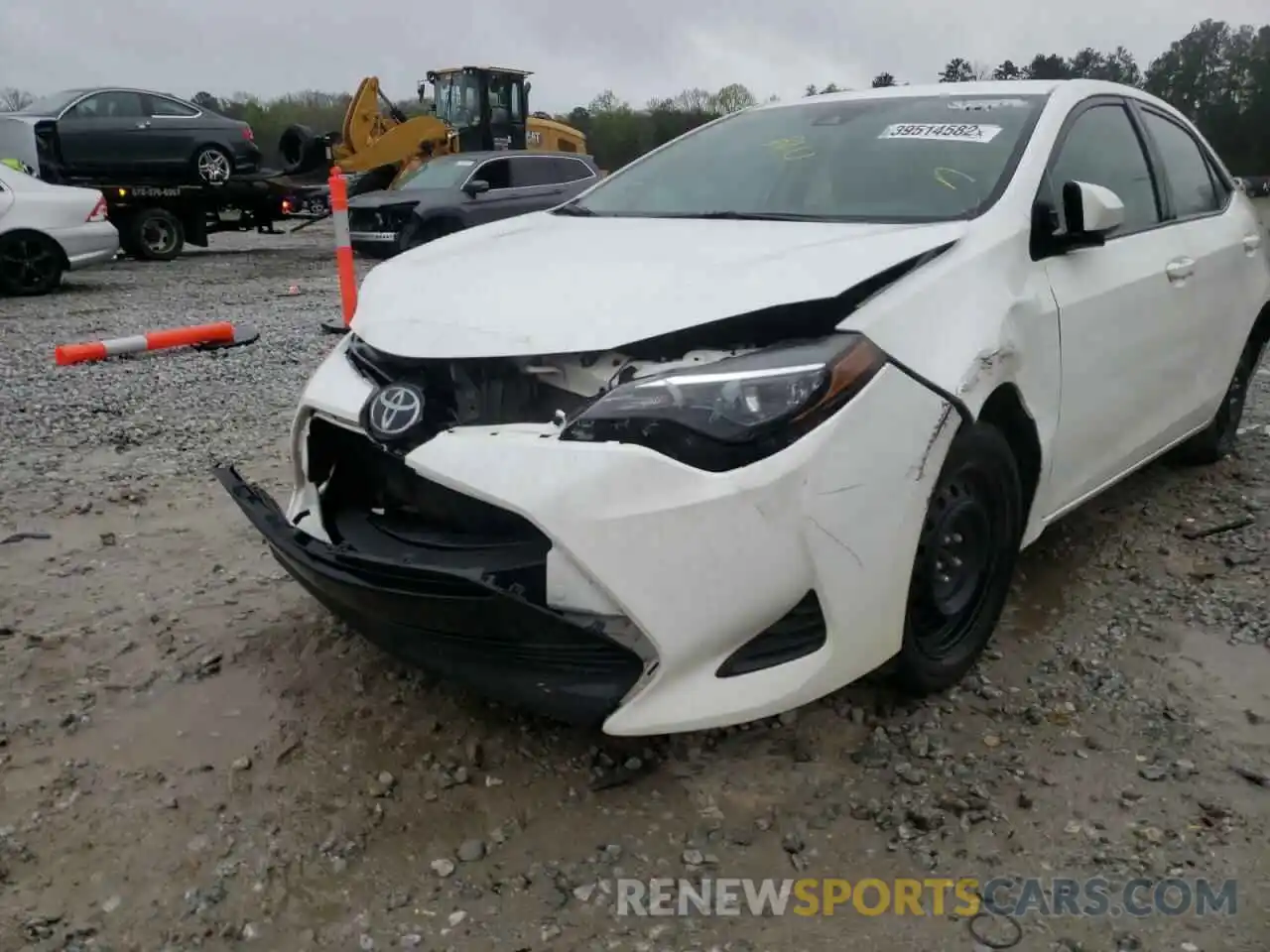 9 Photograph of a damaged car 5YFBURHE2KP945736 TOYOTA COROLLA 2019