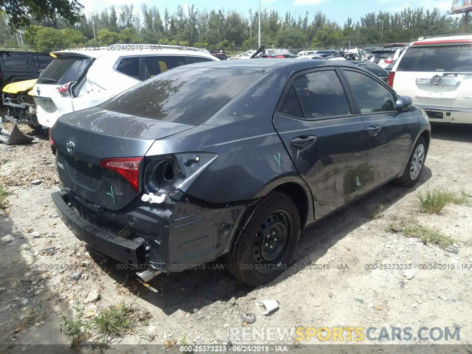 4 Photograph of a damaged car 5YFBURHE2KP945820 TOYOTA COROLLA 2019