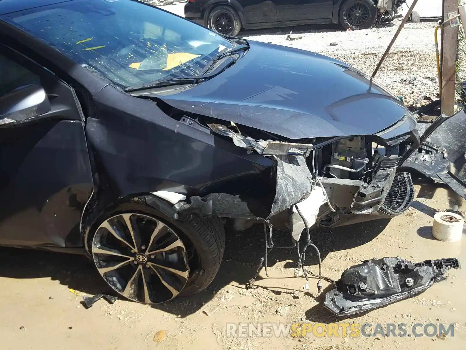 9 Photograph of a damaged car 5YFBURHE2KP945896 TOYOTA COROLLA 2019