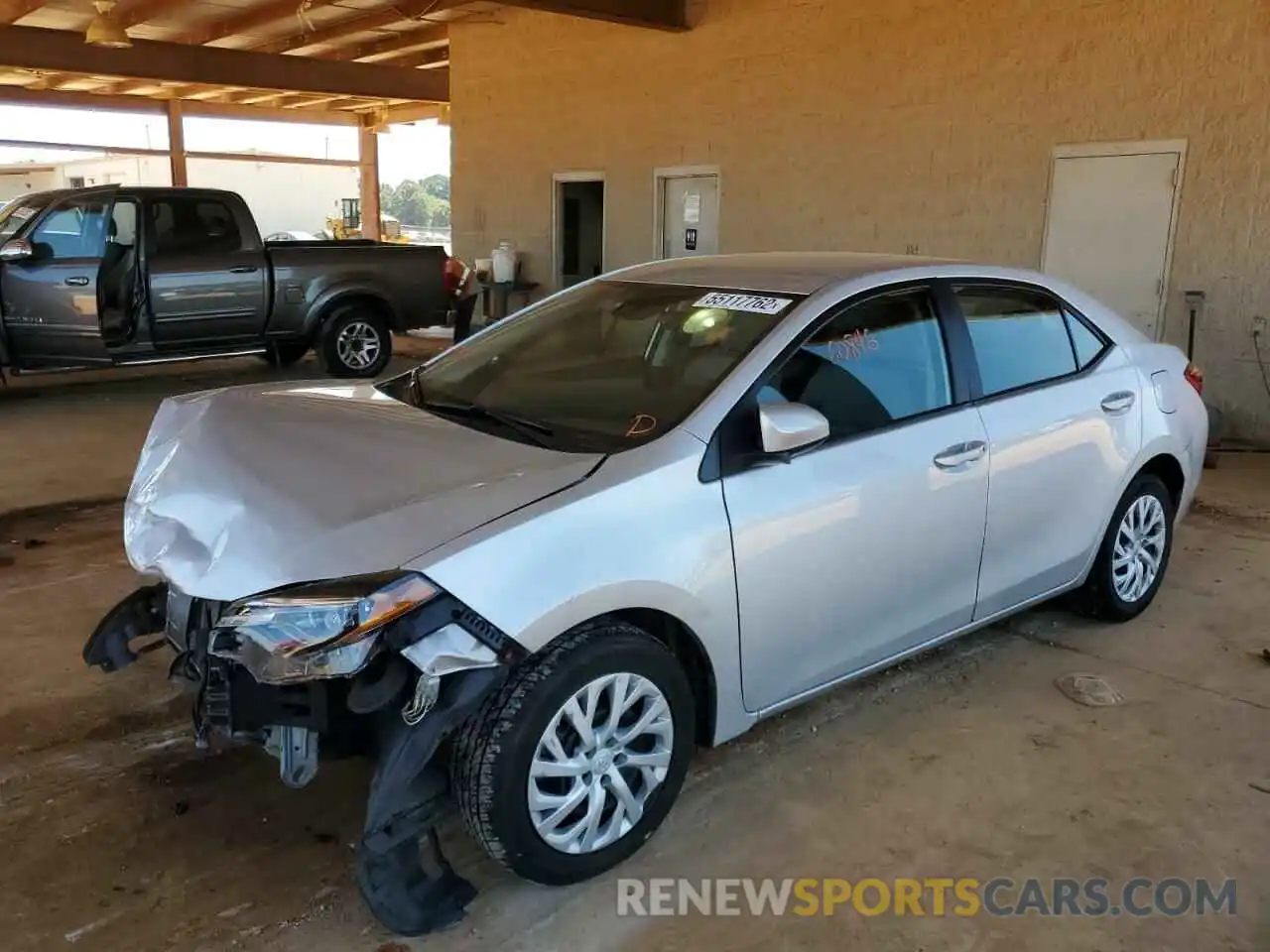 2 Photograph of a damaged car 5YFBURHE2KP946188 TOYOTA COROLLA 2019