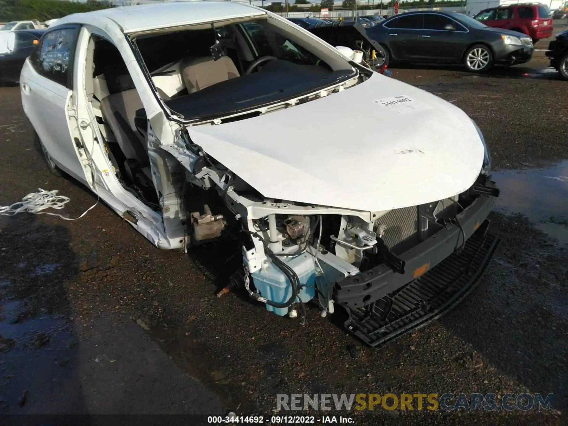 6 Photograph of a damaged car 5YFBURHE2KP947177 TOYOTA COROLLA 2019