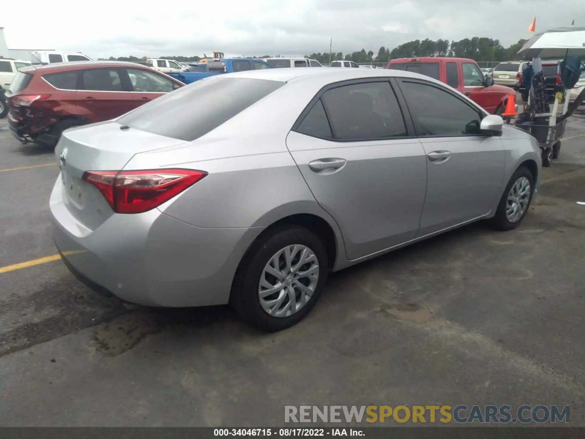 4 Photograph of a damaged car 5YFBURHE2KP947275 TOYOTA COROLLA 2019