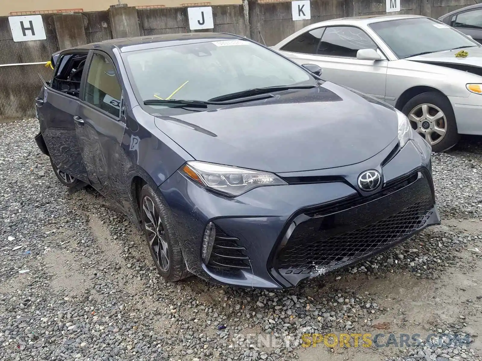 1 Photograph of a damaged car 5YFBURHE2KP947292 TOYOTA COROLLA 2019