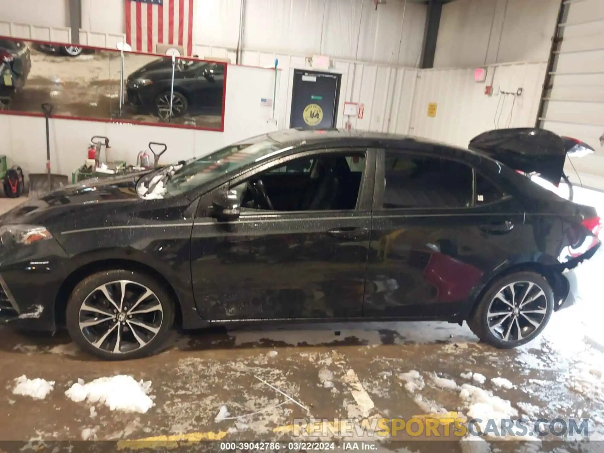 14 Photograph of a damaged car 5YFBURHE2KP947499 TOYOTA COROLLA 2019