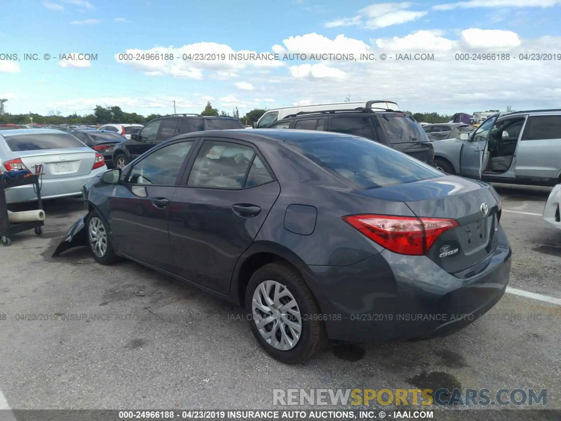 3 Photograph of a damaged car 5YFBURHE2KP948622 TOYOTA COROLLA 2019