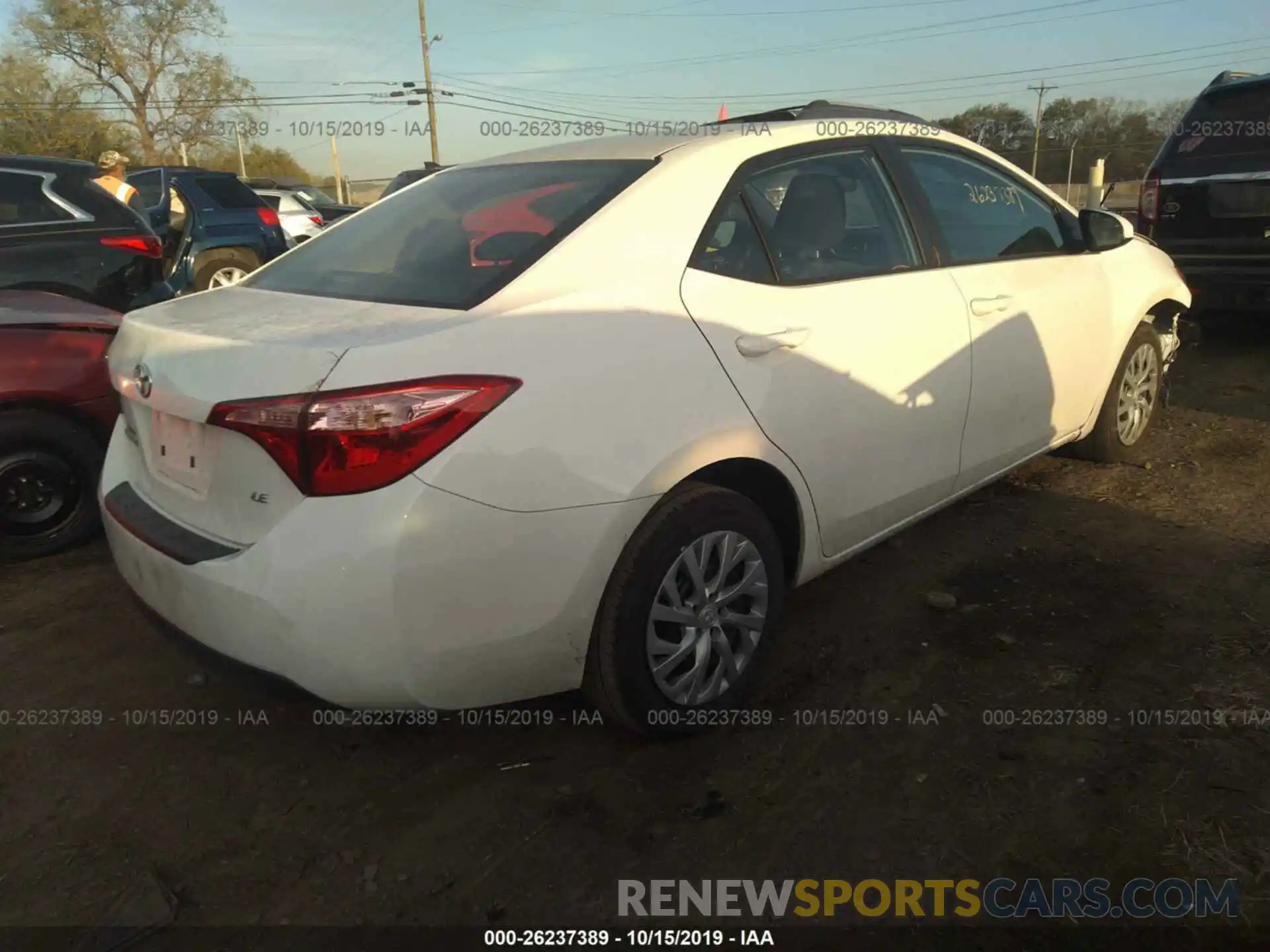 4 Photograph of a damaged car 5YFBURHE2KP948832 TOYOTA COROLLA 2019